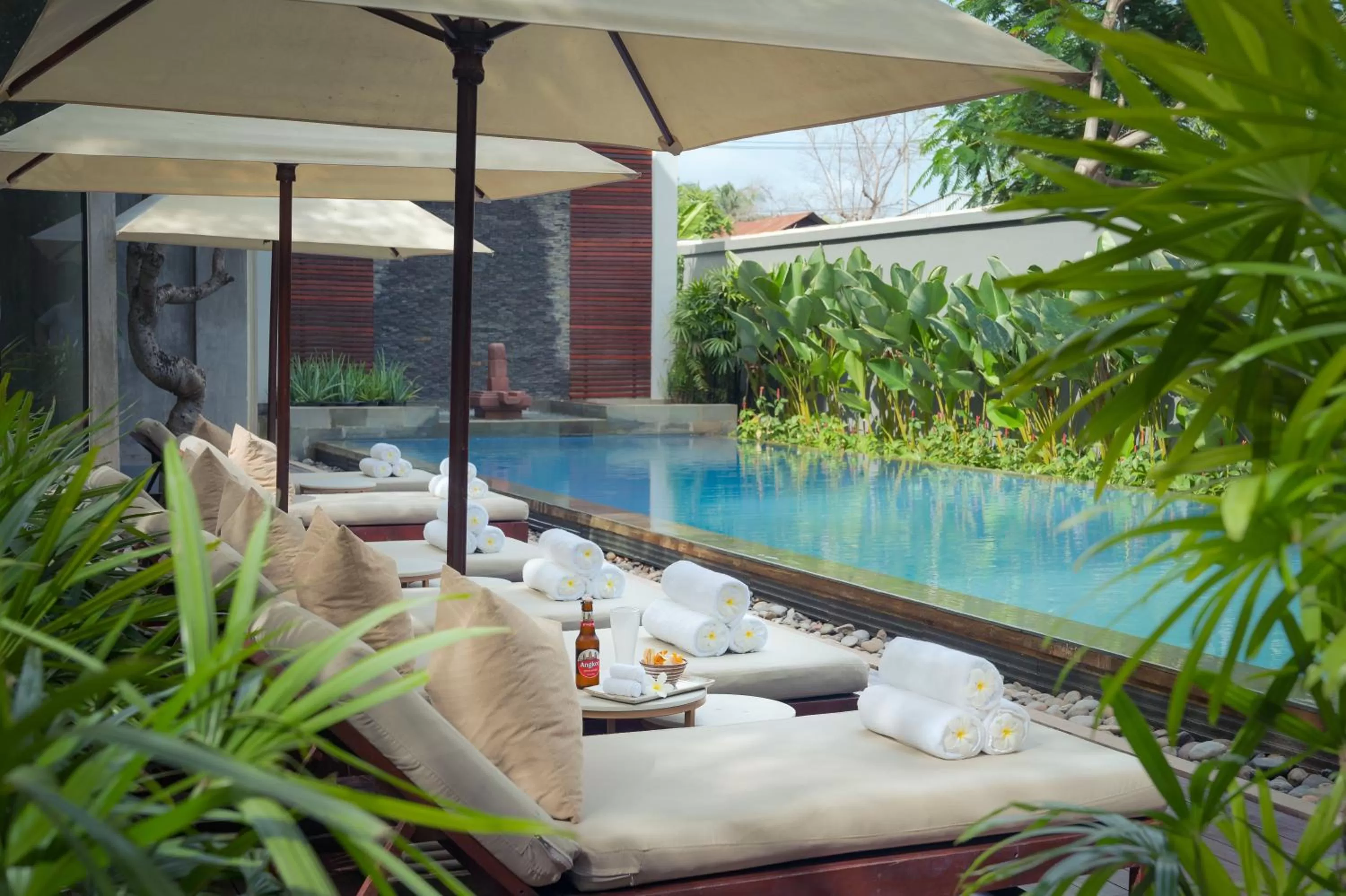 Swimming pool in Shintana Saya Residence