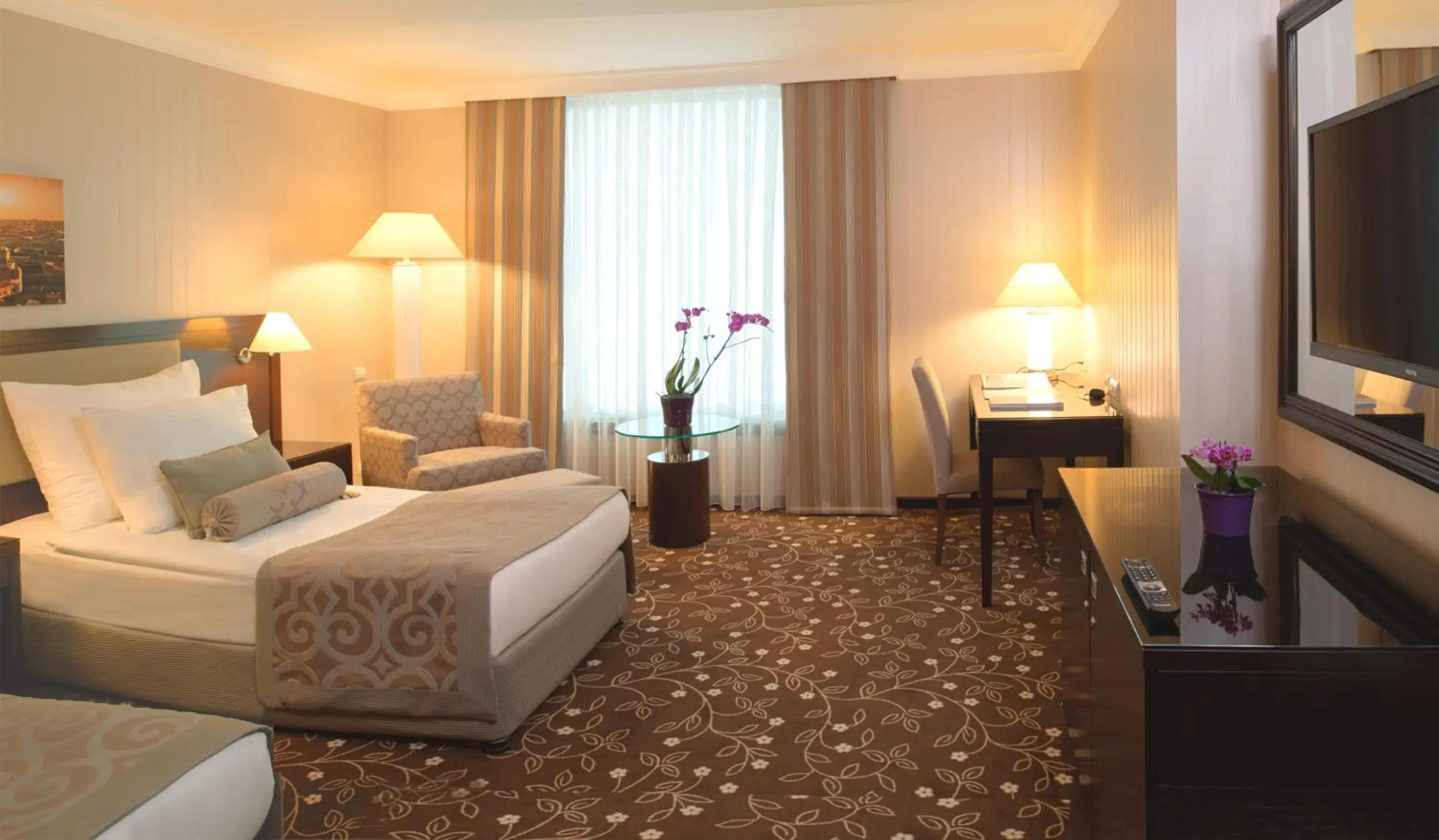 Photo of the whole room, Bed in Kaya İstanbul Fair & Convention