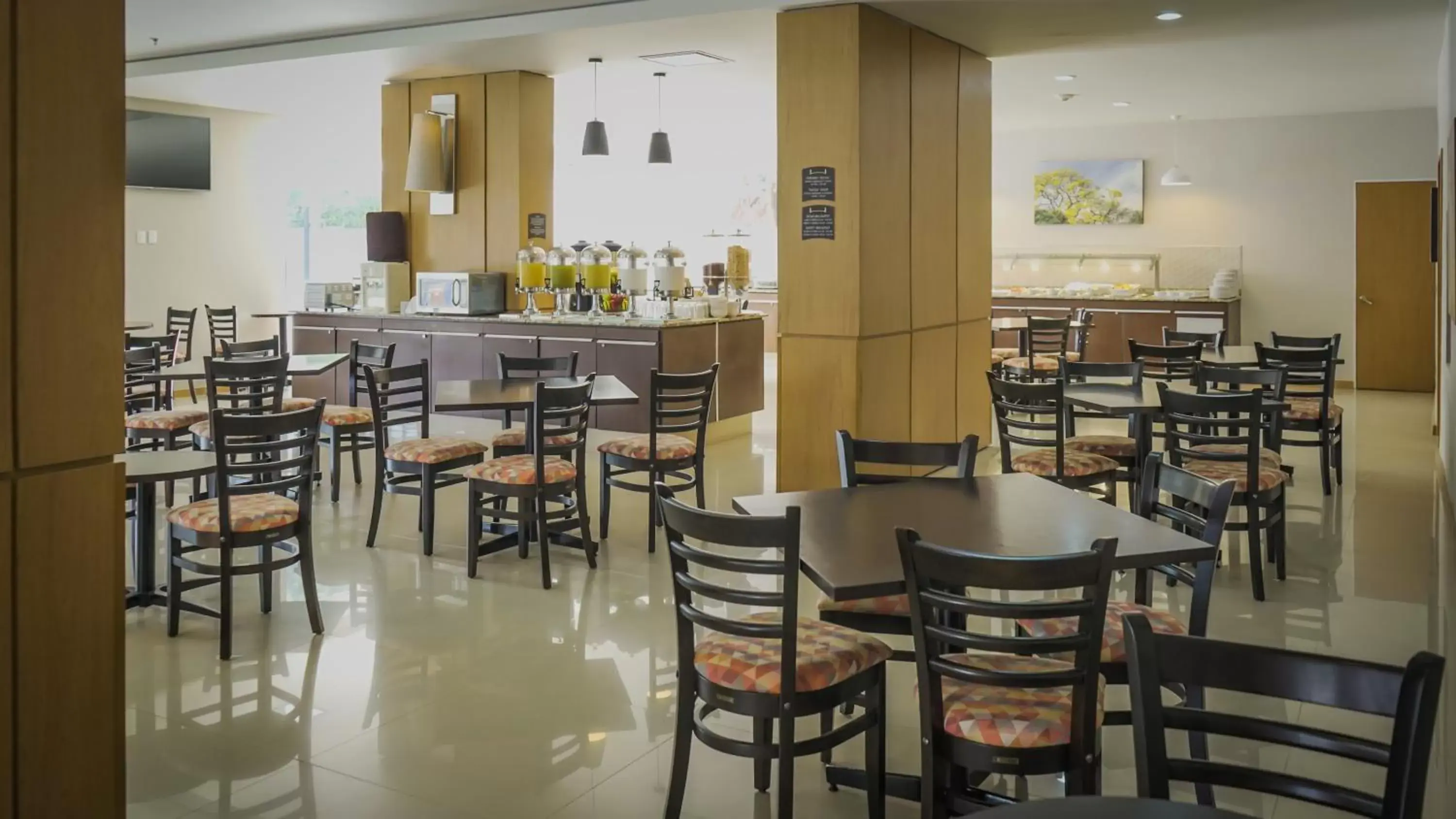 Breakfast in Staybridge Suites Guadalajara Expo by IHG Breakfast in Staybridge Suites Guadalajara Expo by IHG