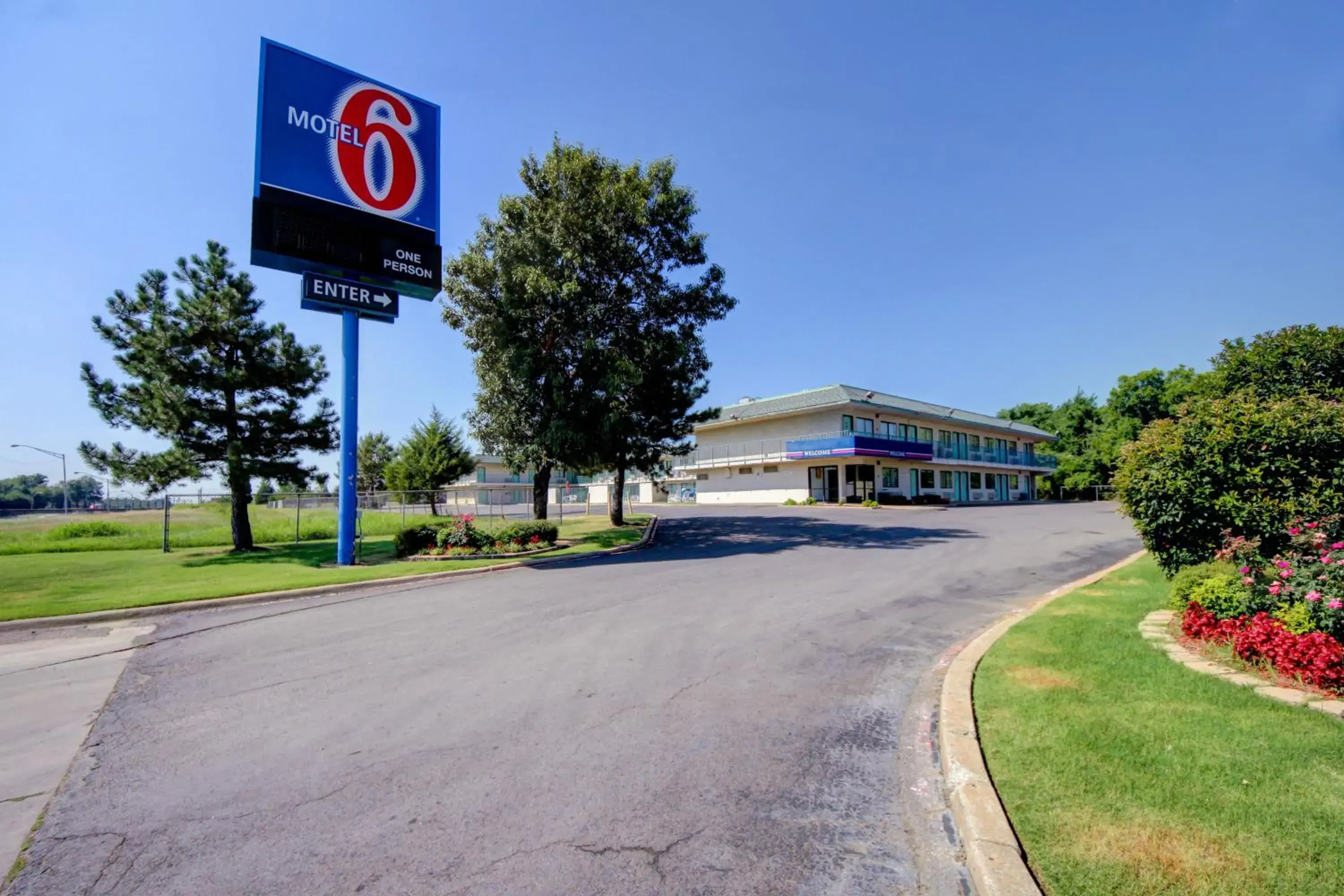 Property logo or sign, Property Building in Motel 6-Muskogee, OK