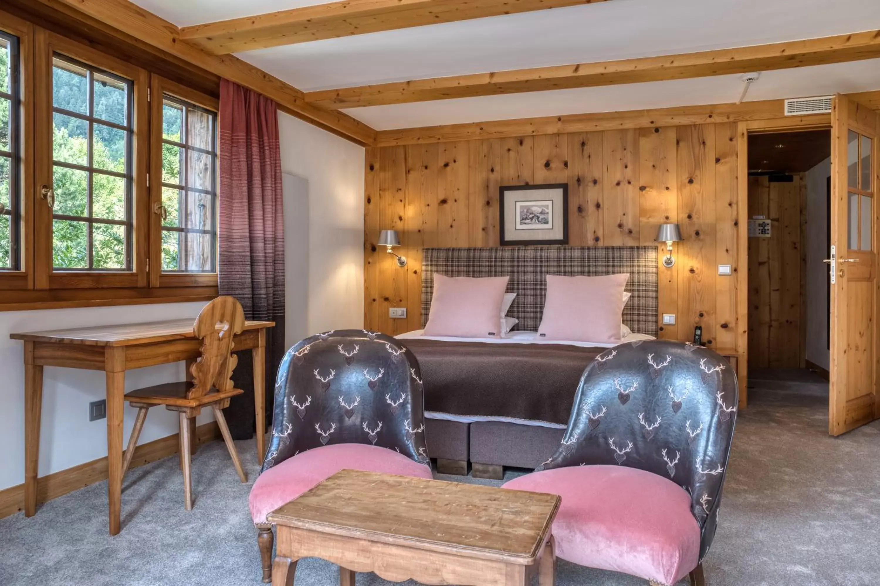 Bedroom, Seating Area in Auberge du Bois Prin