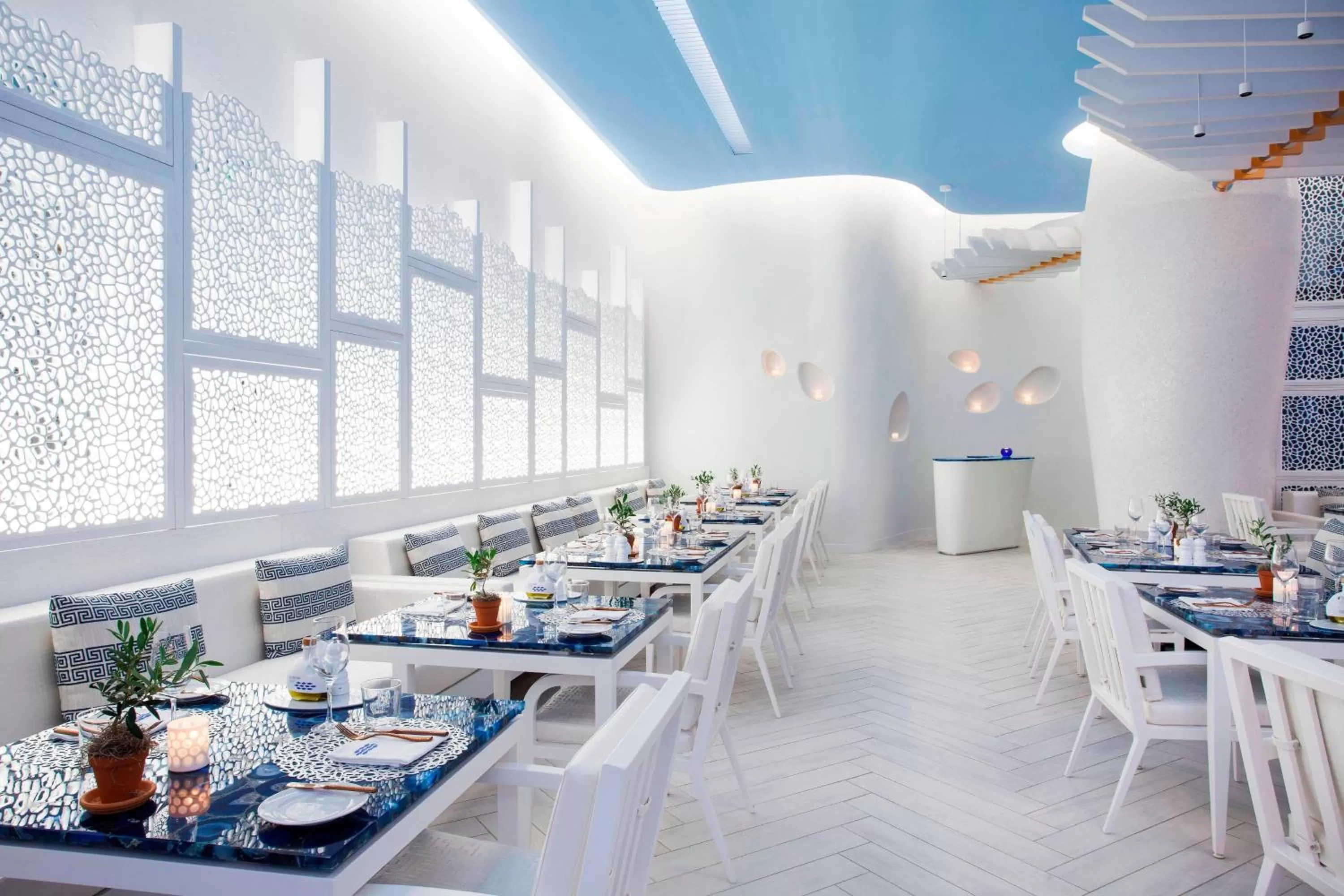 Restaurant/places to eat in The St. Regis Bal Harbour Resort