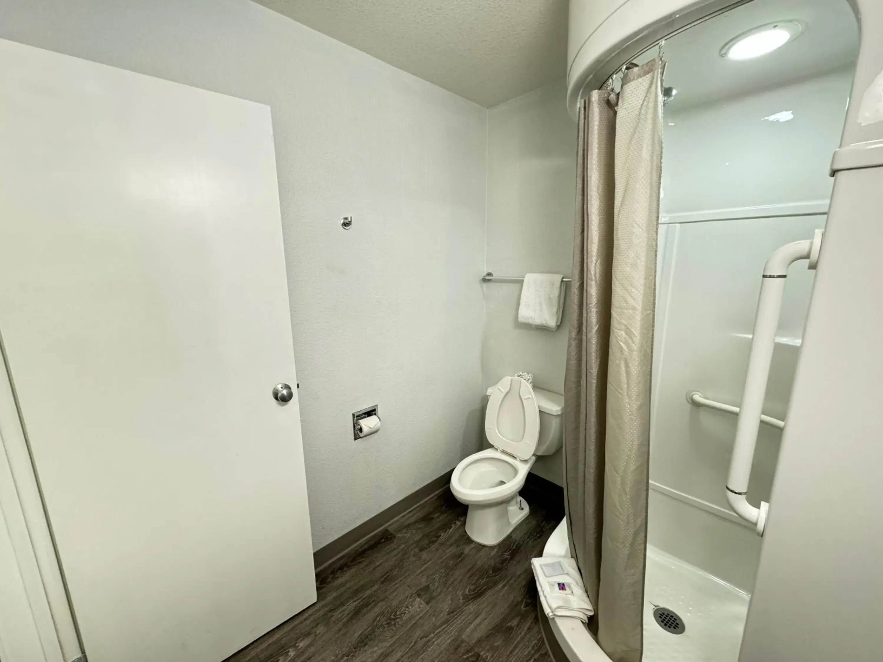 Bathroom in Motel 6-Casper, WY