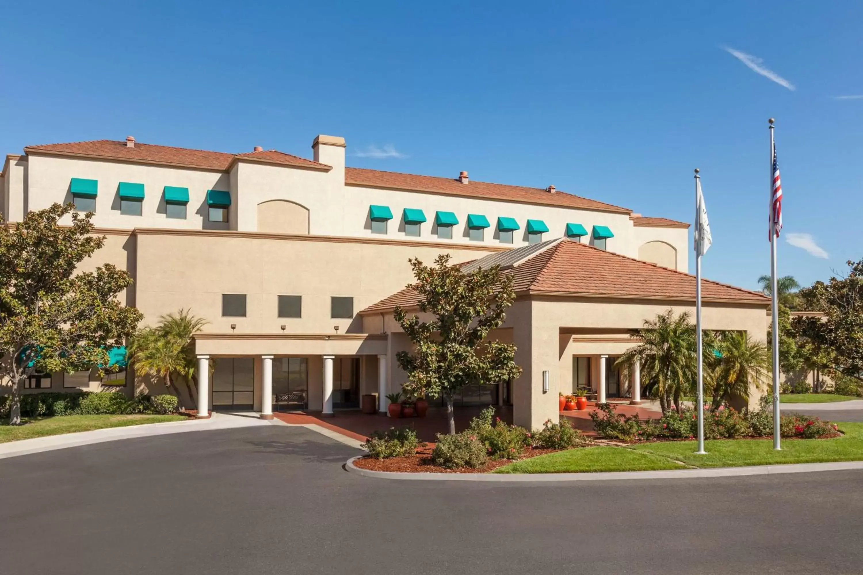 Property Building in Embassy Suites by Hilton Temecula Valley Wine Country