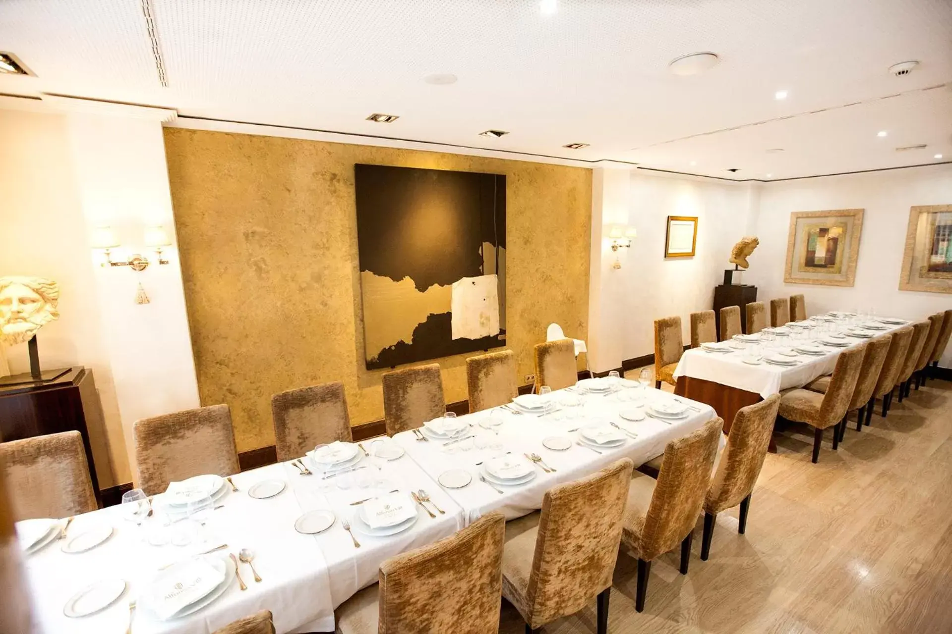Restaurant/places to eat in Hotel Alfonso VIII Restaurant/places to eat in Hotel Alfonso VIII