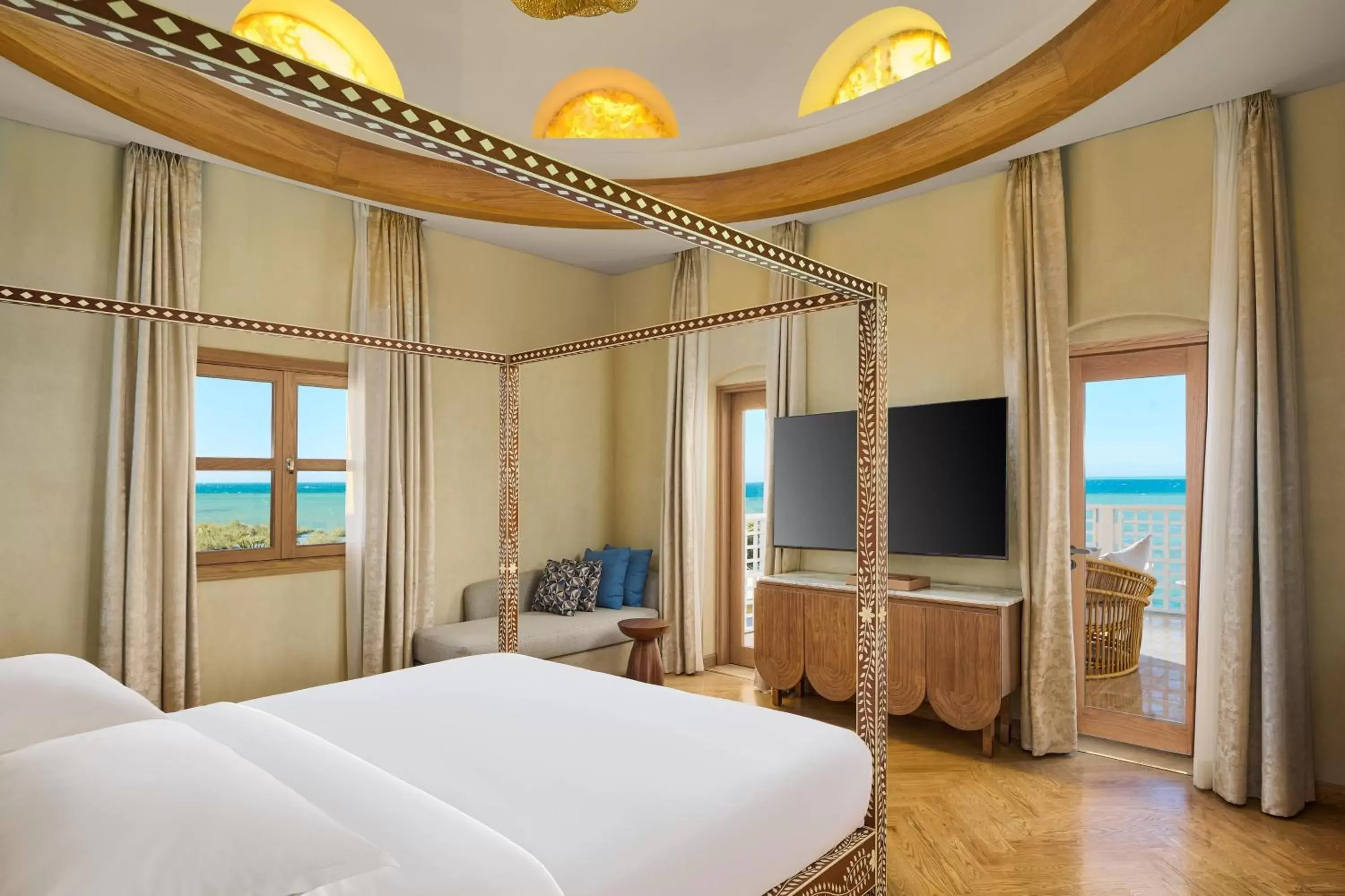 Photo of the whole room, Sea View in Sheraton Miramar Resort El Gouna