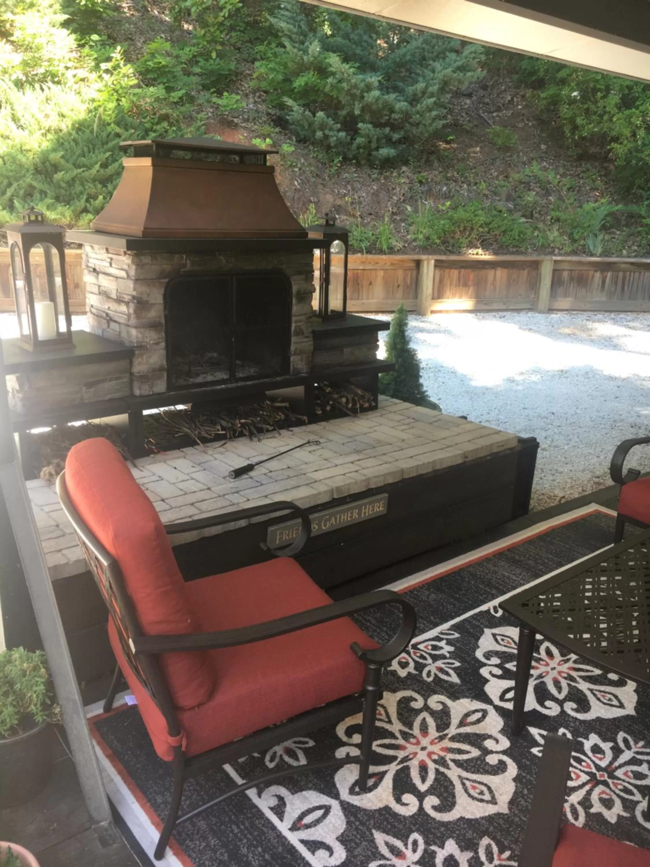 Balcony/Terrace, BBQ Facilities in Grafton Lodge