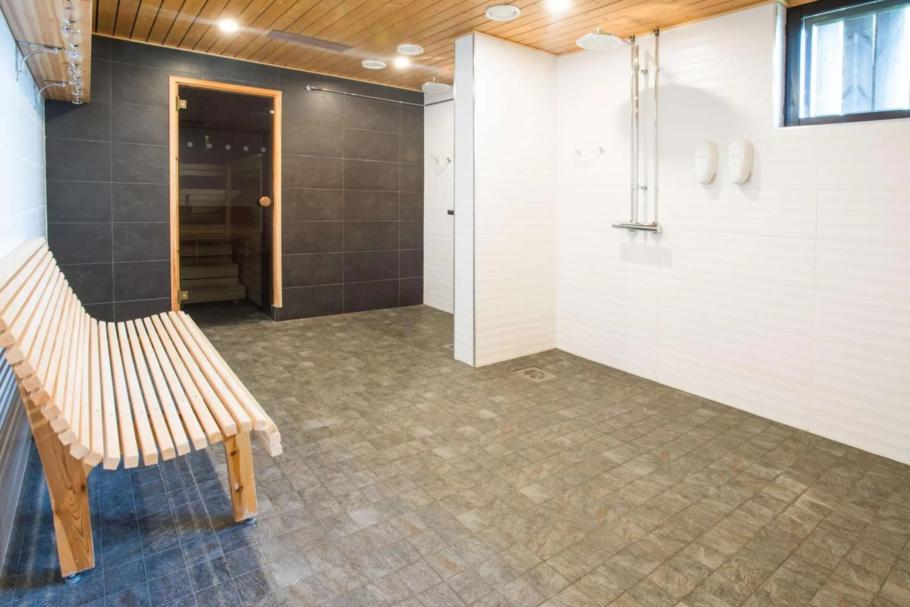 Spa and wellness centre/facilities, Bathroom in Scandic Waskia