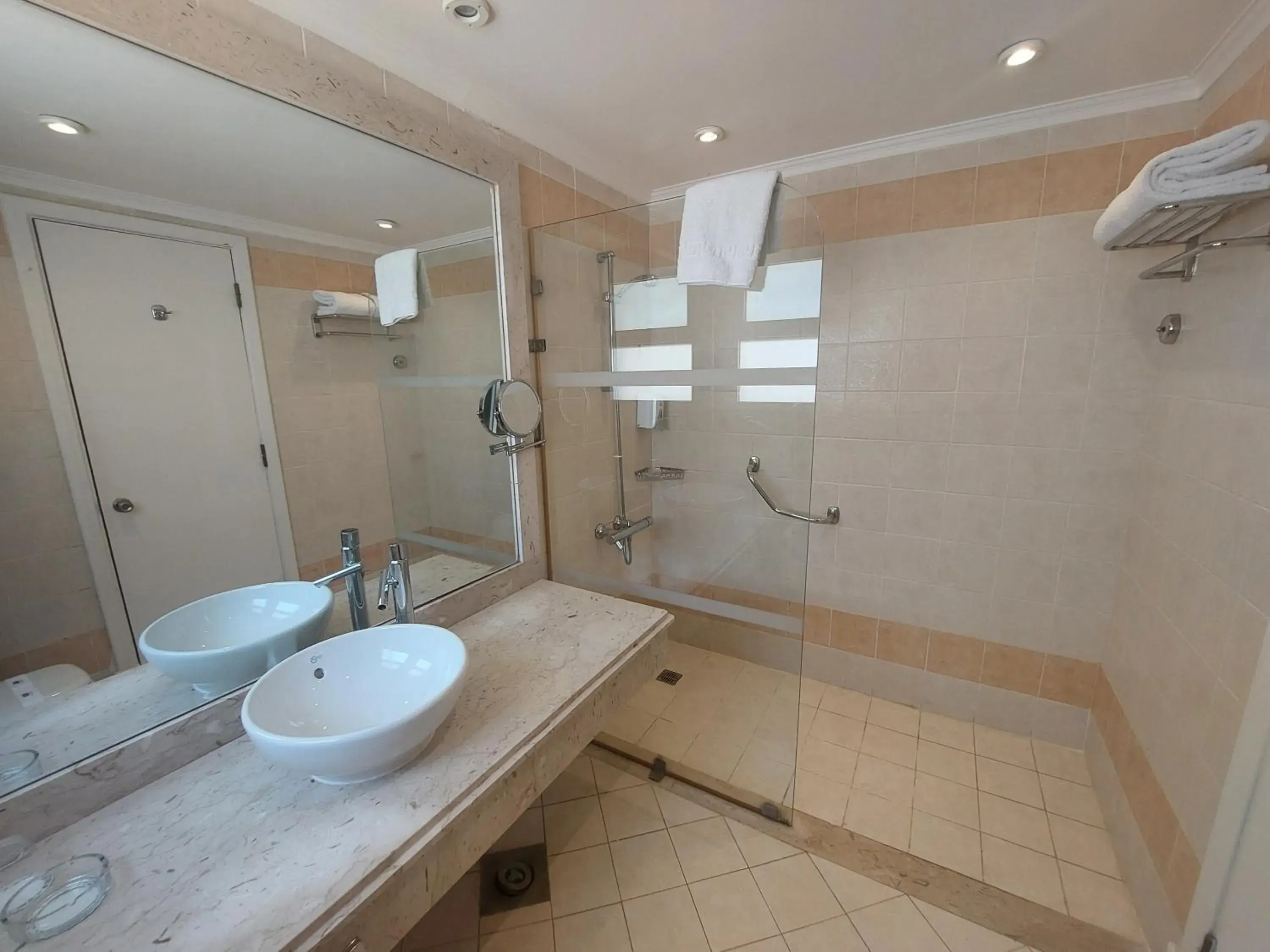Bathroom in Hurghada Coral Beach Hotel