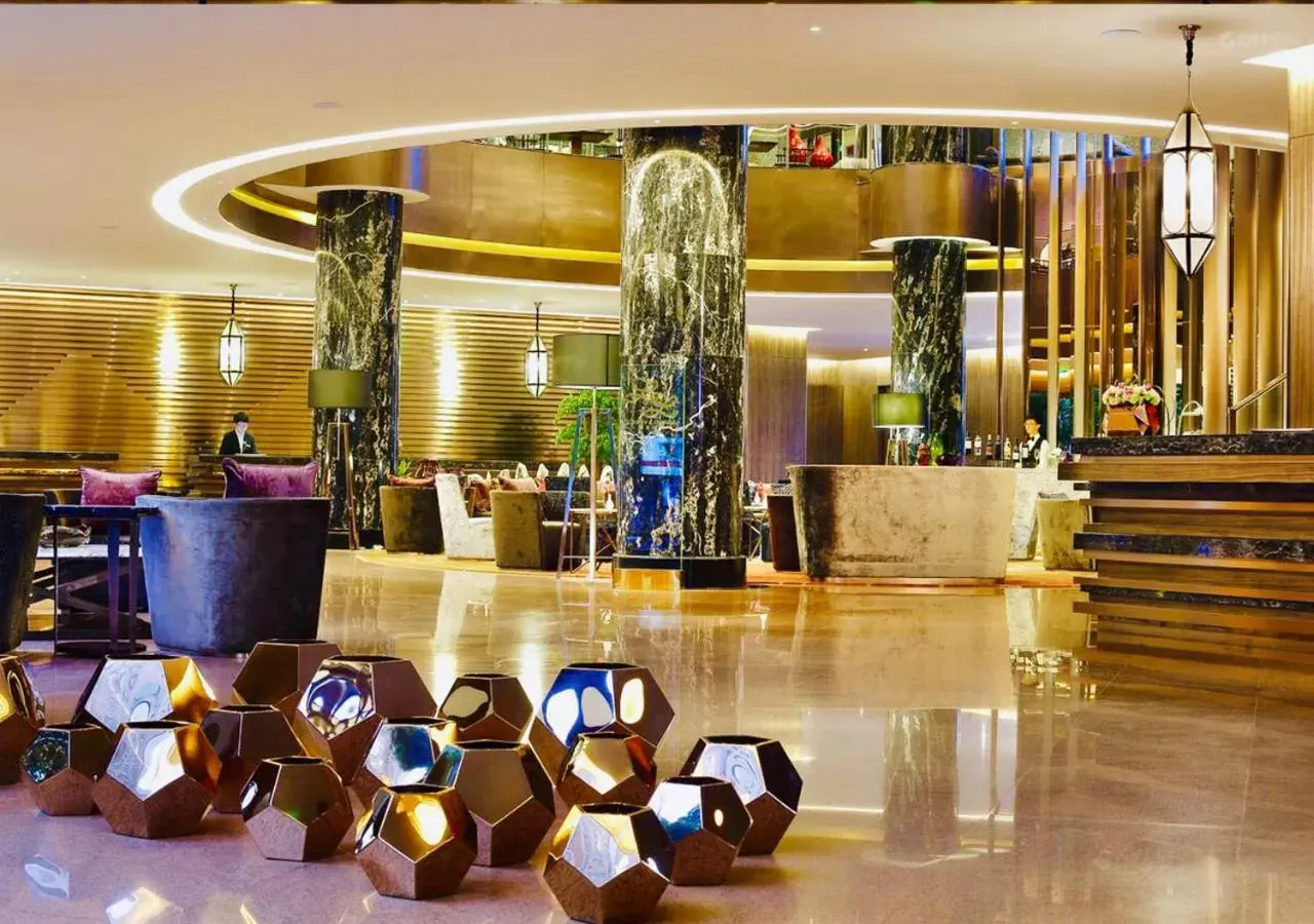 Lobby or reception in Crowne Plaza Kunming City Centre, an IHG Hotel