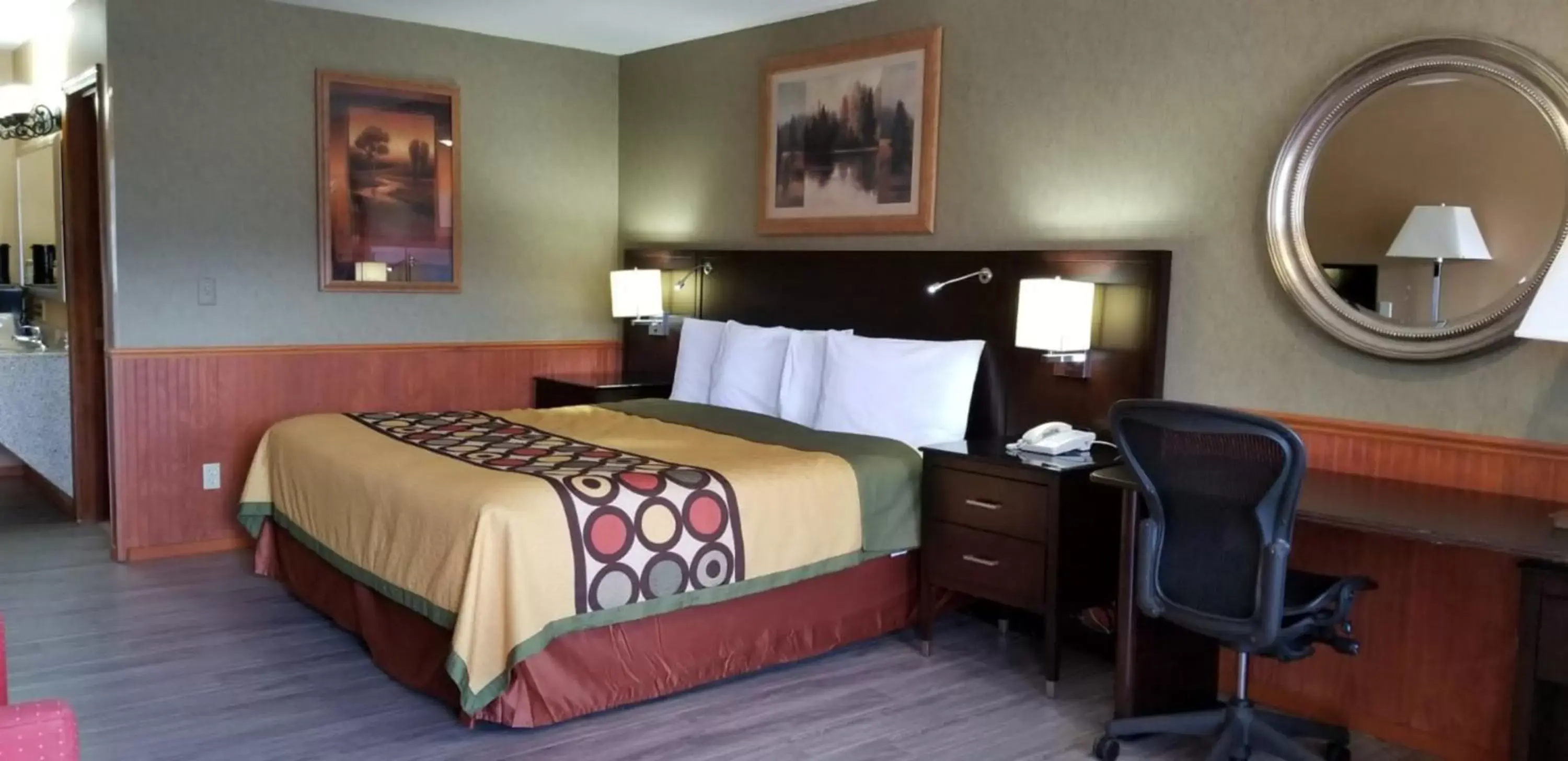 Bedroom, Bed in Stewart Lodge Bedroom, Bed in Stewart Lodge