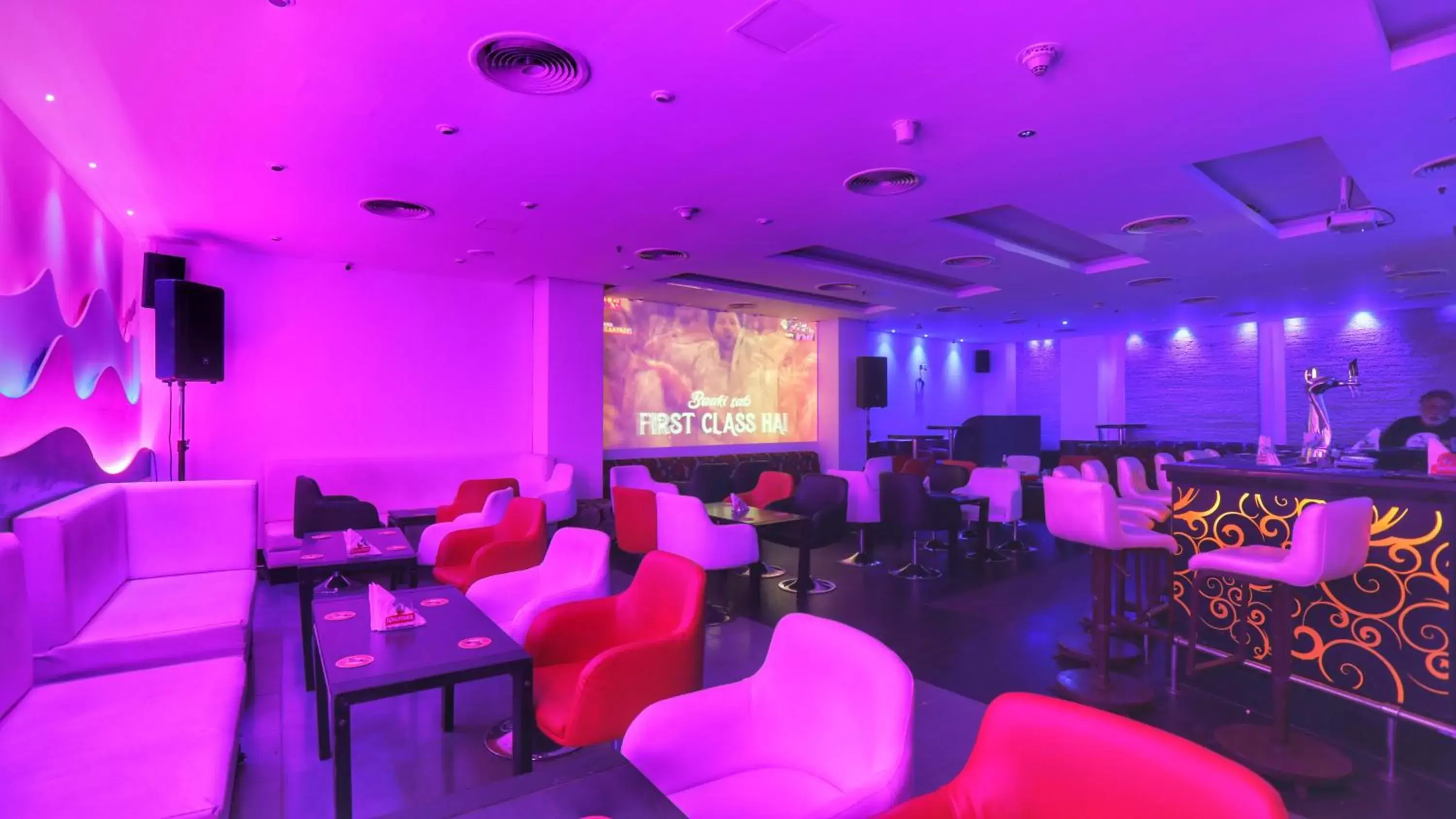 Lounge or bar, Lounge/Bar in Quality Inn Sabari