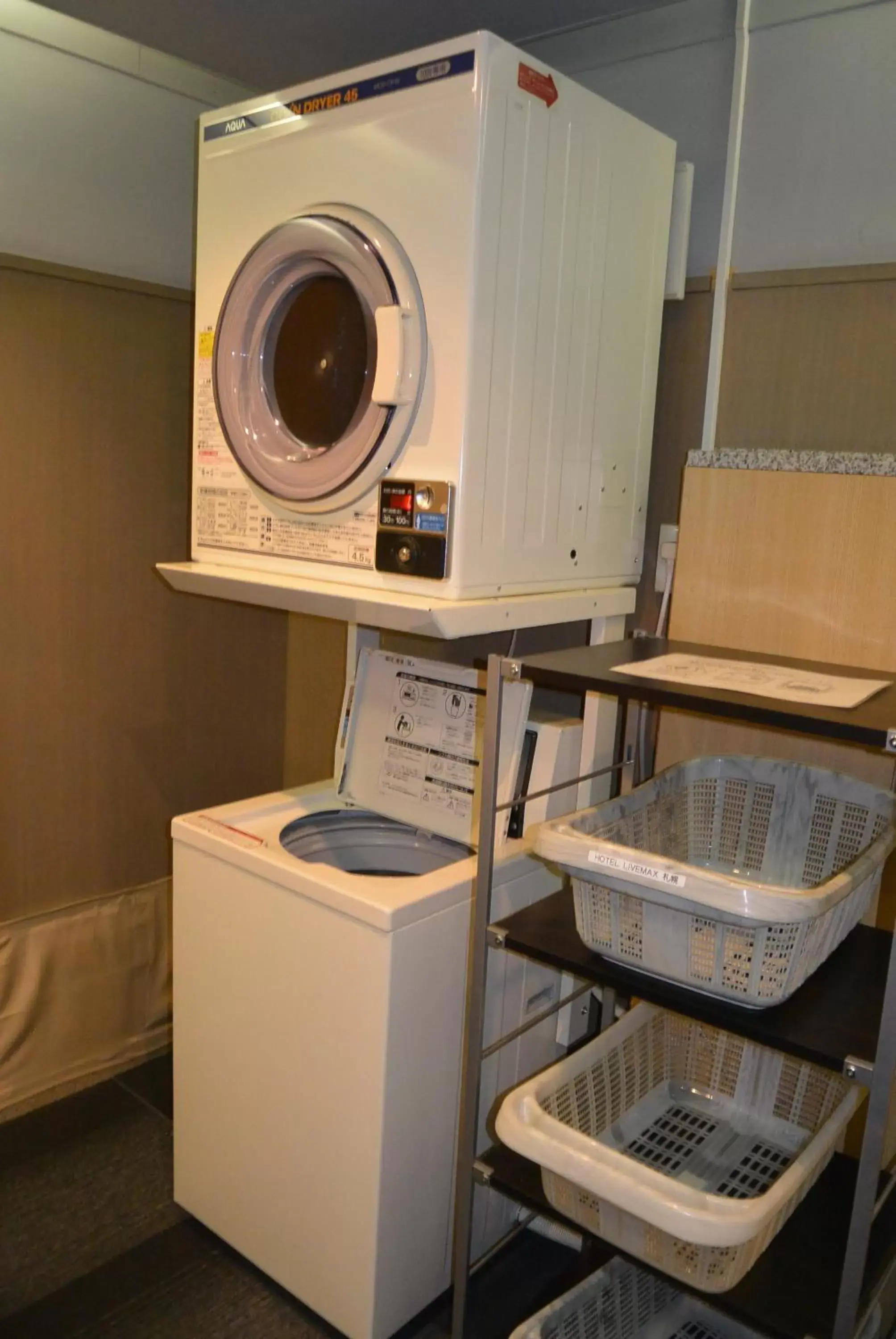 washing machine, Kitchen/Kitchenette in HOTEL LiVEMAX BUDGET SAPPORO