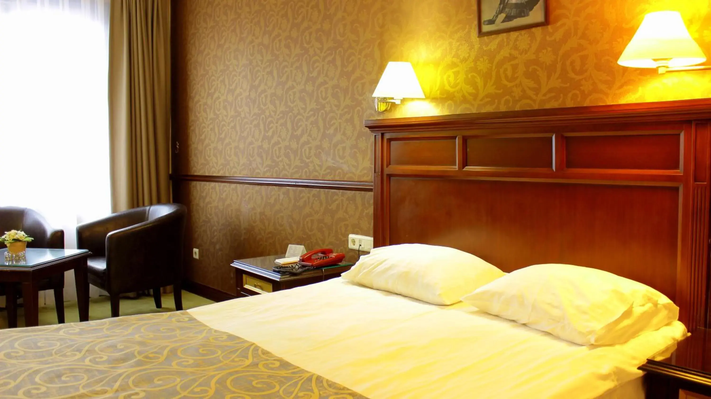 bunk bed, Bed in Topkapi Inter Istanbul Hotel