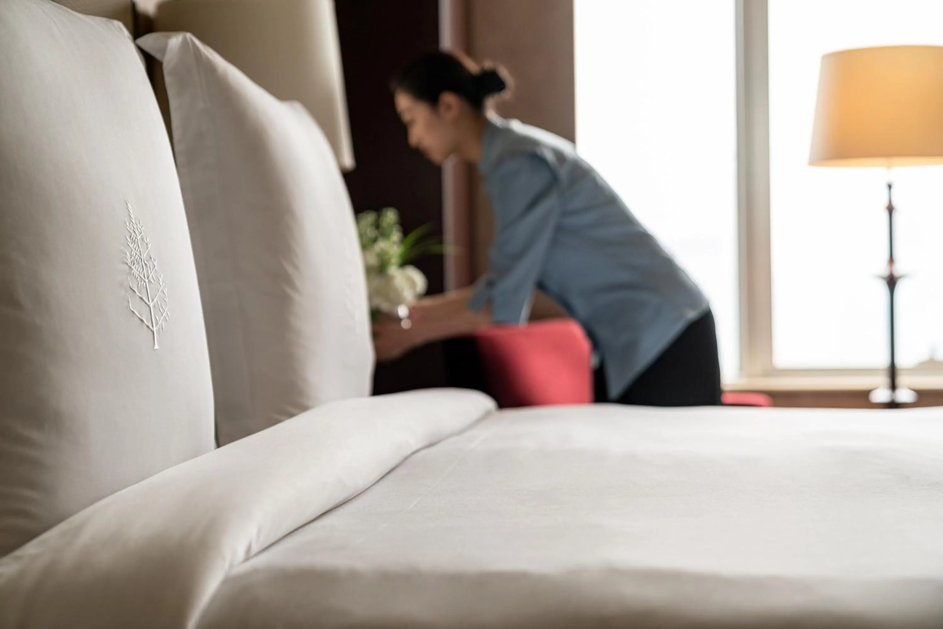 Bed in Four Seasons Hotel Beijing