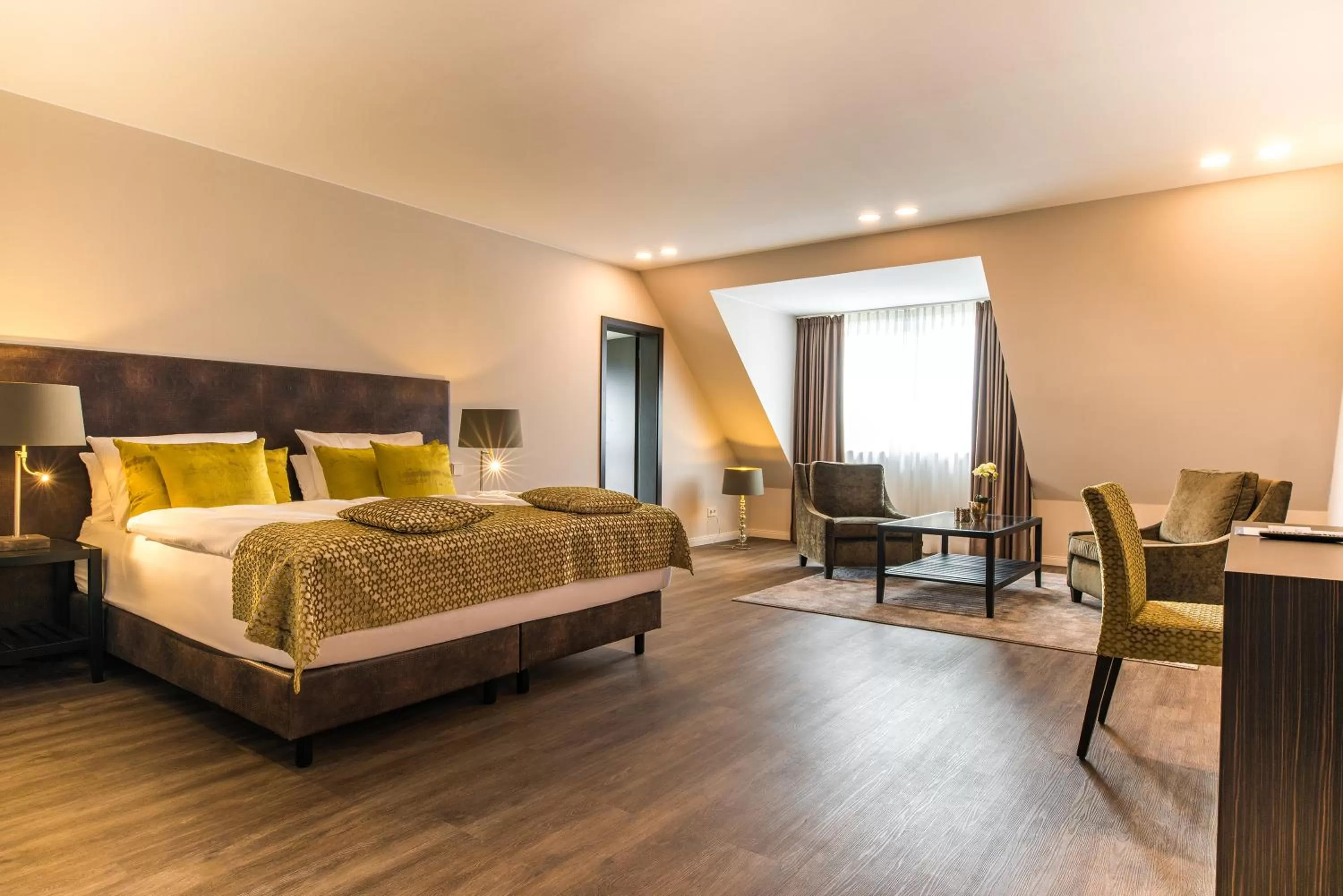 Photo of the whole room, Bed in Strandhotel Luv