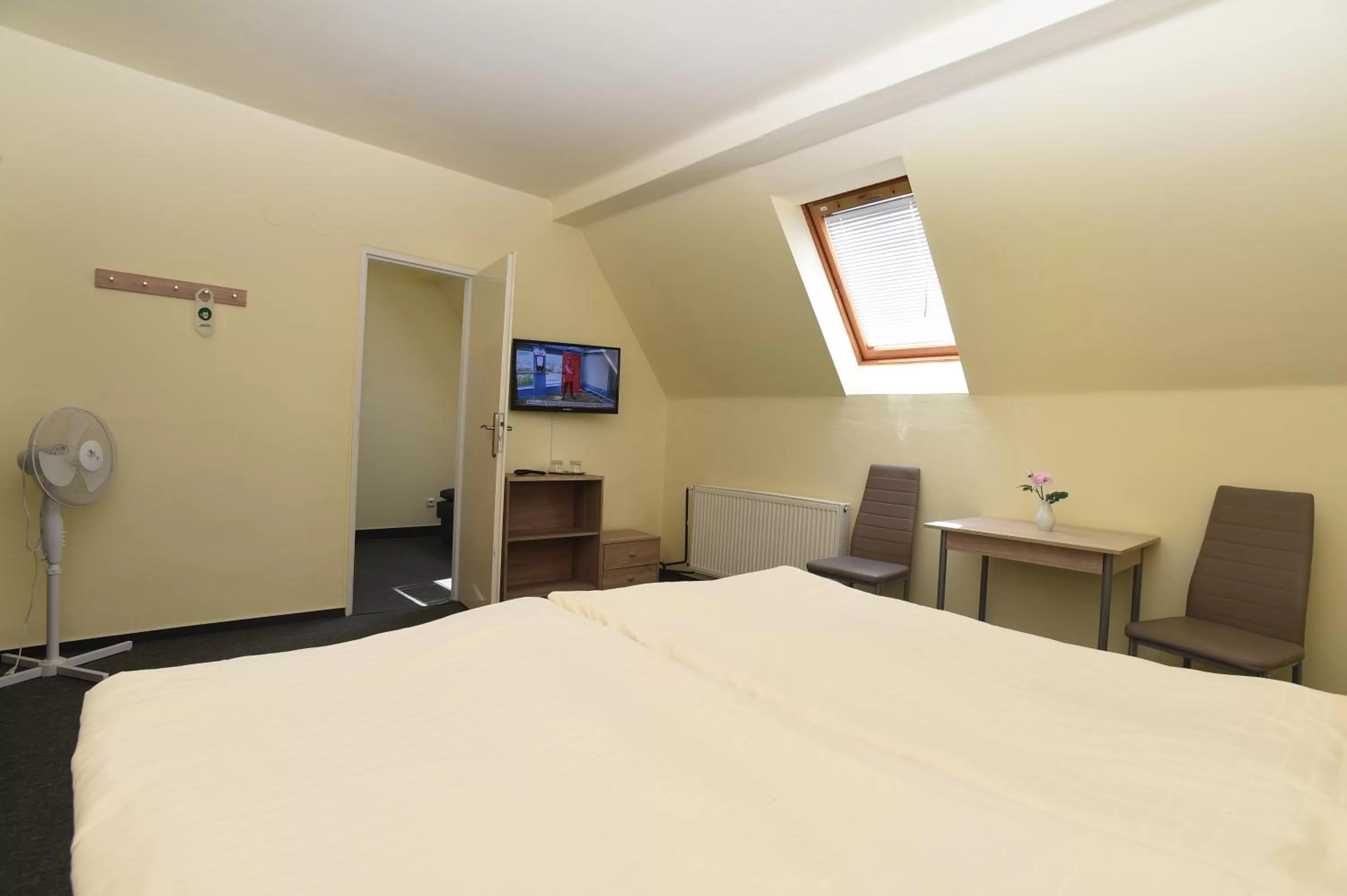 Bed in Hotel U Jezírka