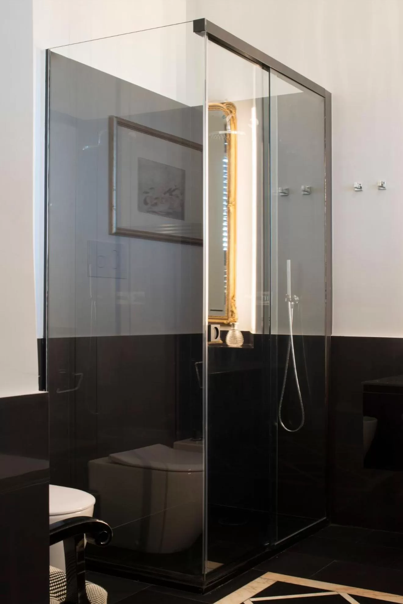 Shower in Vittoria - house of charme