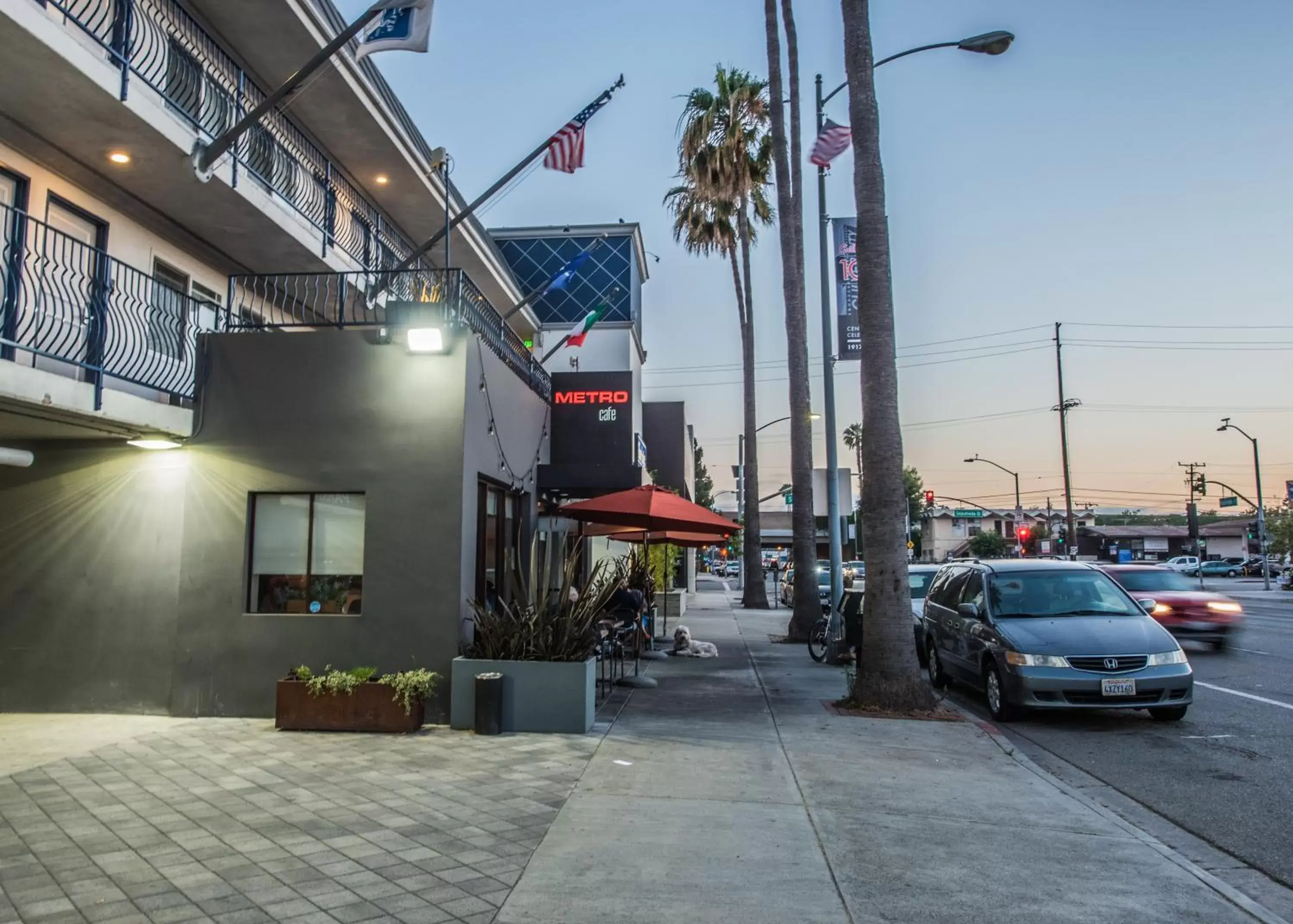 Restaurant/places to eat in Travelodge by Wyndham Culver City