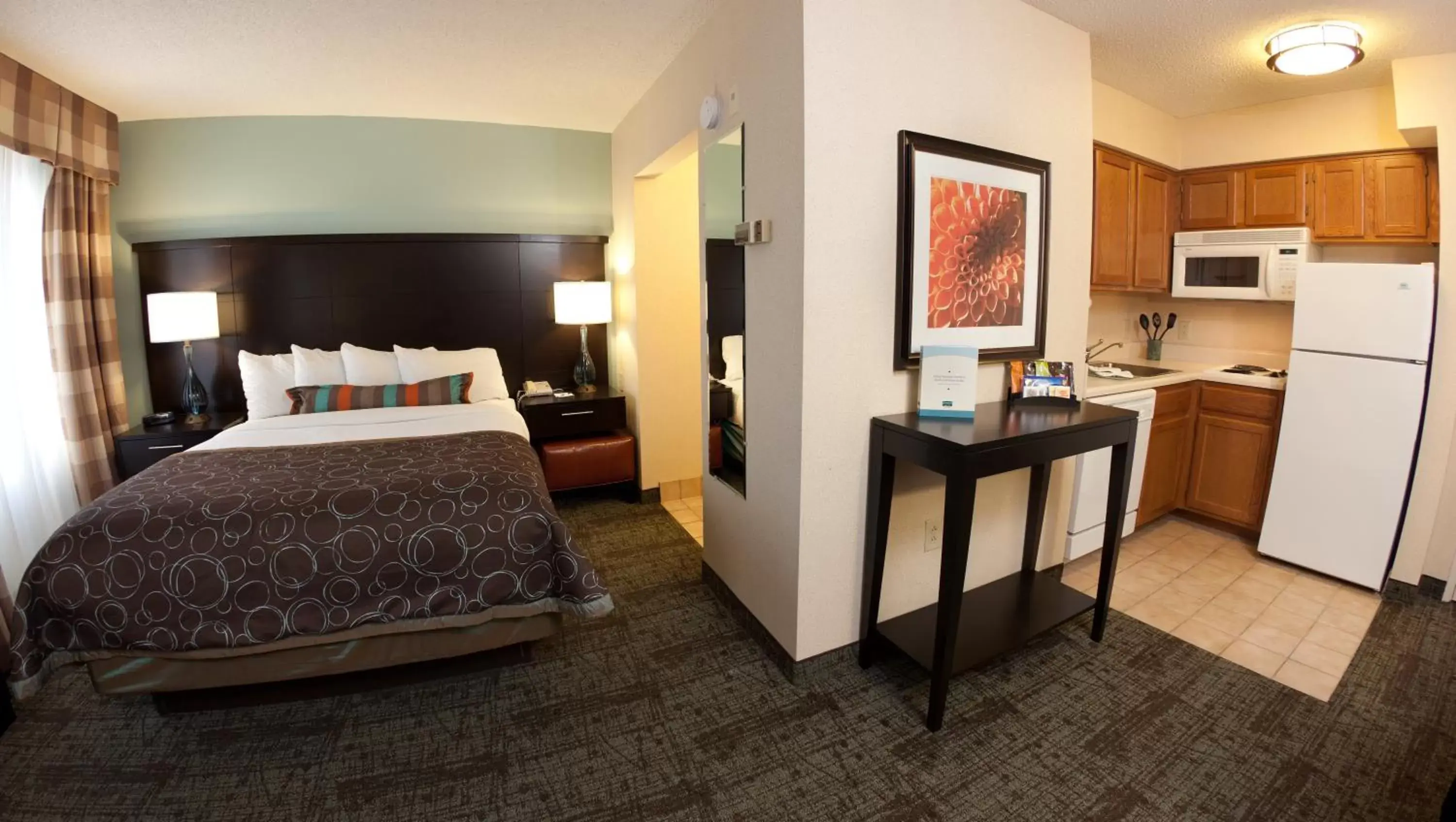 Photo of the whole room, Bed in Homewood Suites by Hilton Atlanta Buckhead Pharr Road