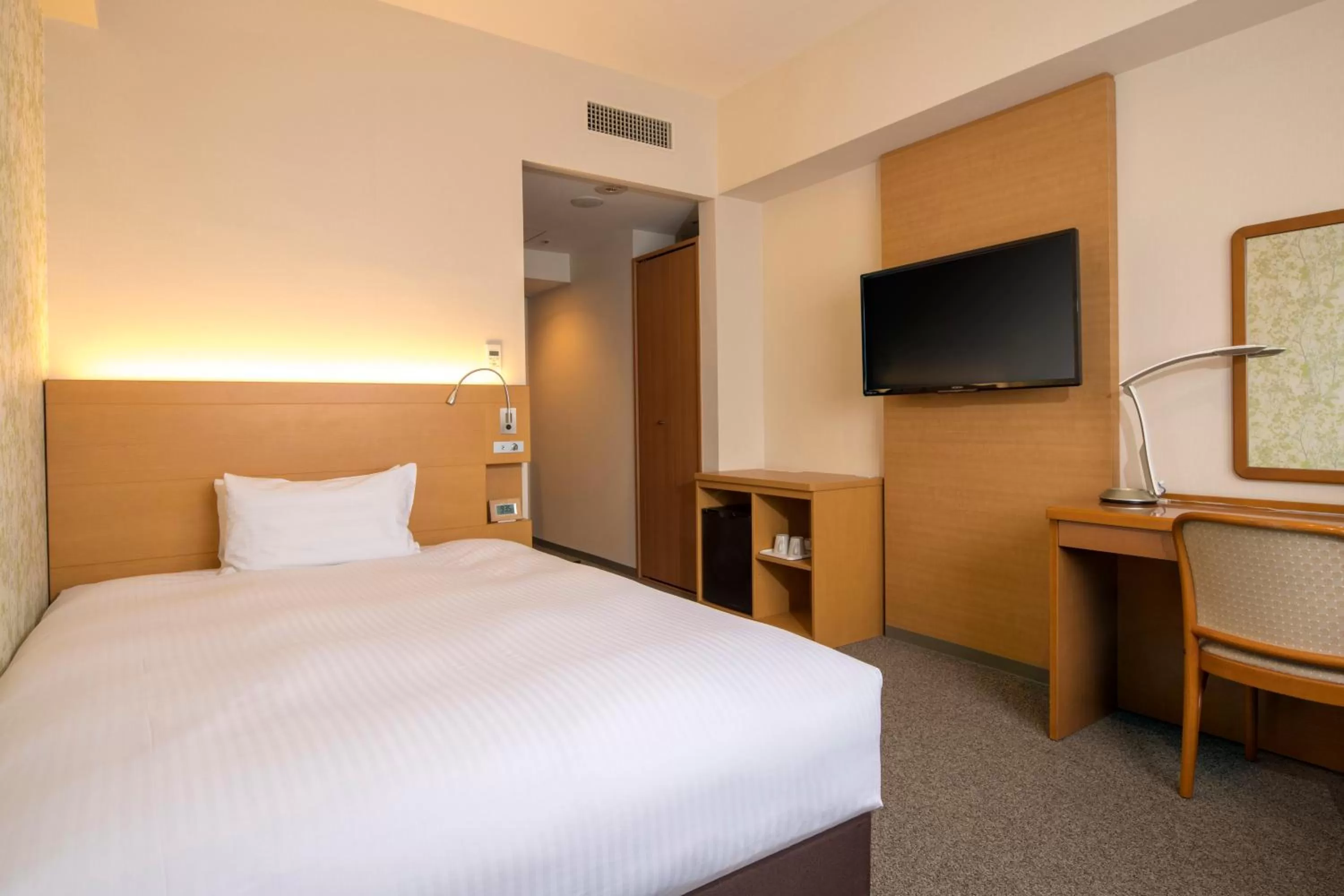 Photo of the whole room, Bed in Chisun Grand Nagano