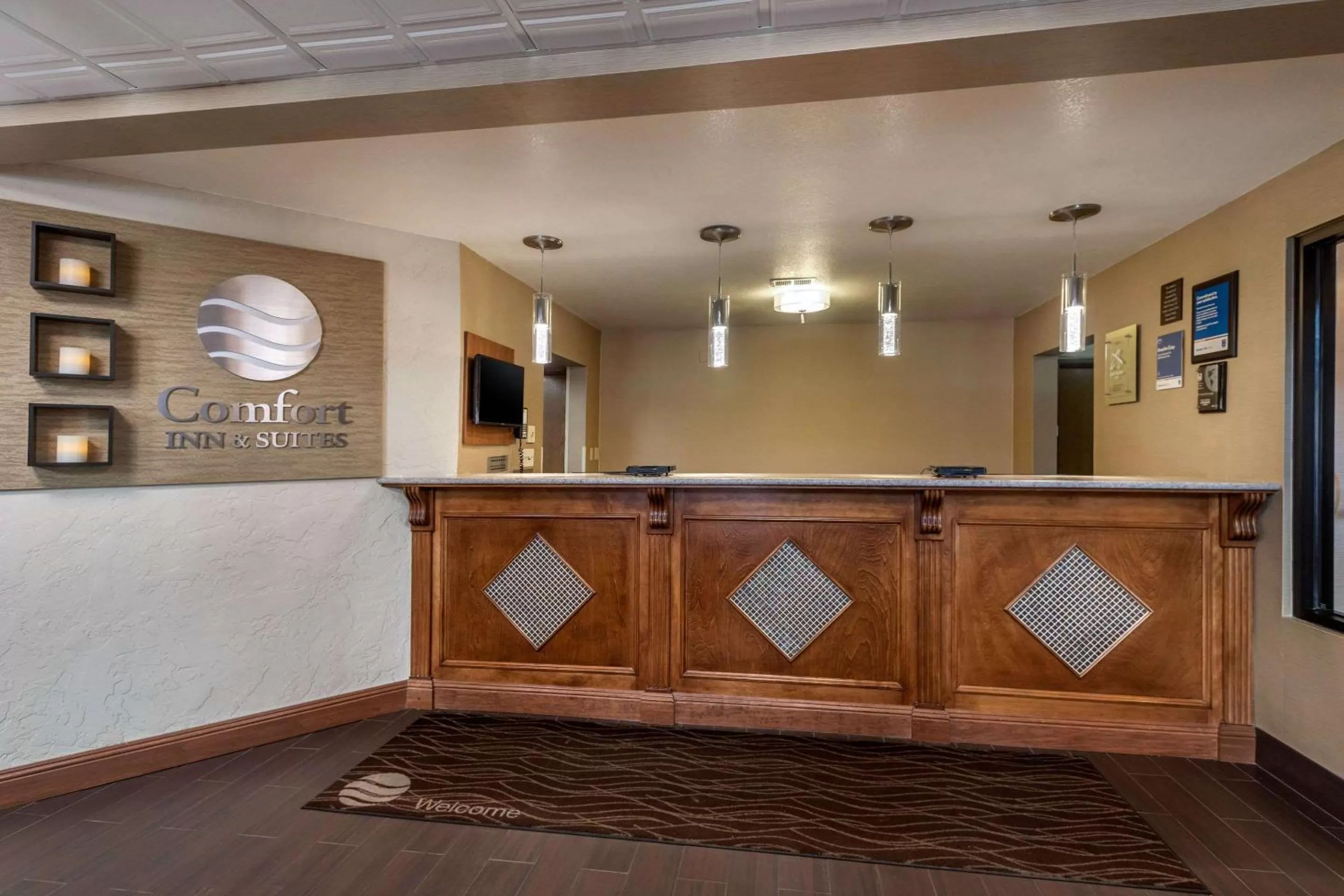 Lobby or reception in Comfort Inn & Suites Springfield I-44