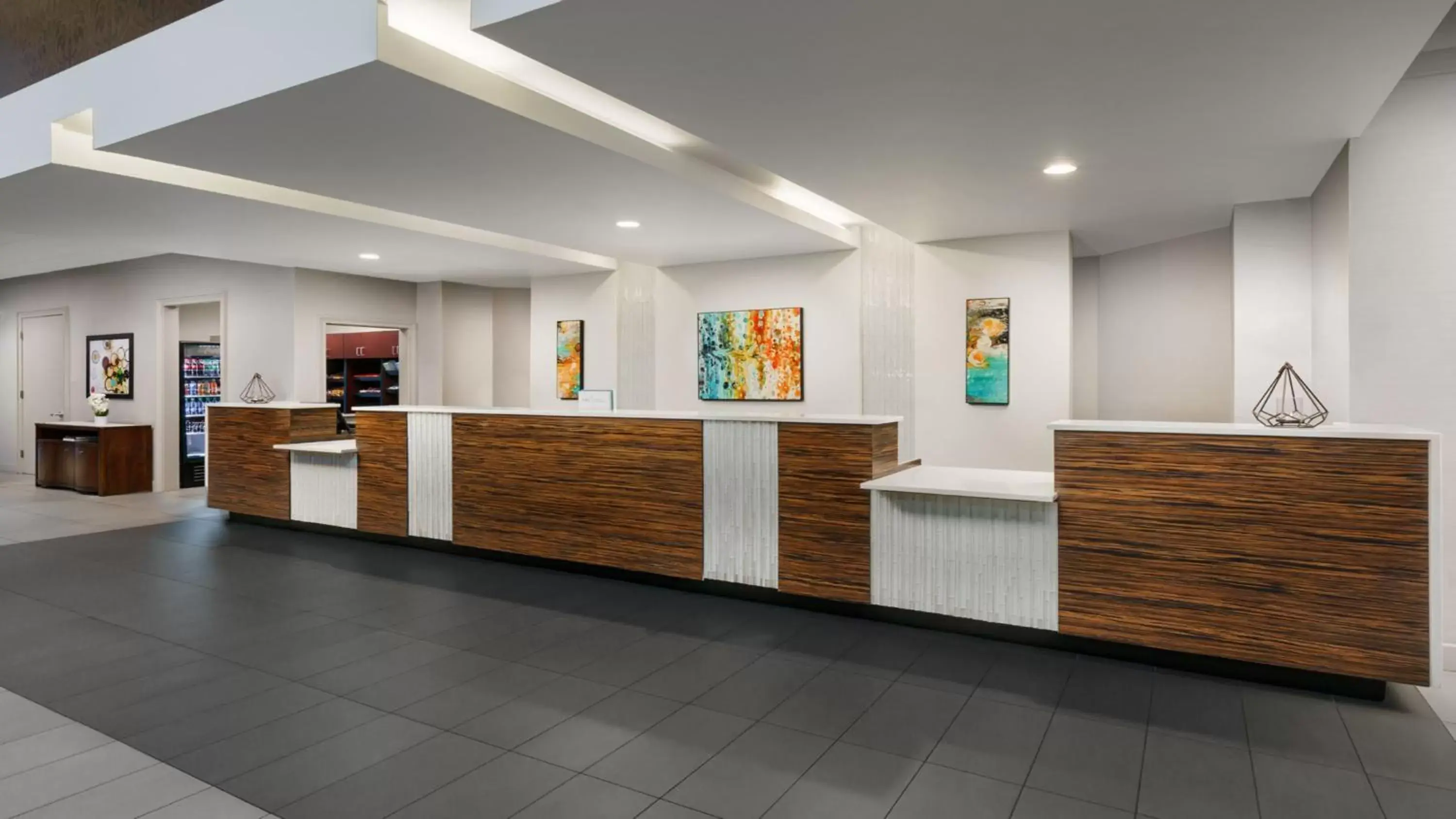Property building, Lobby/Reception in Crowne Plaza Phoenix Airport - PHX, an IHG Hotel