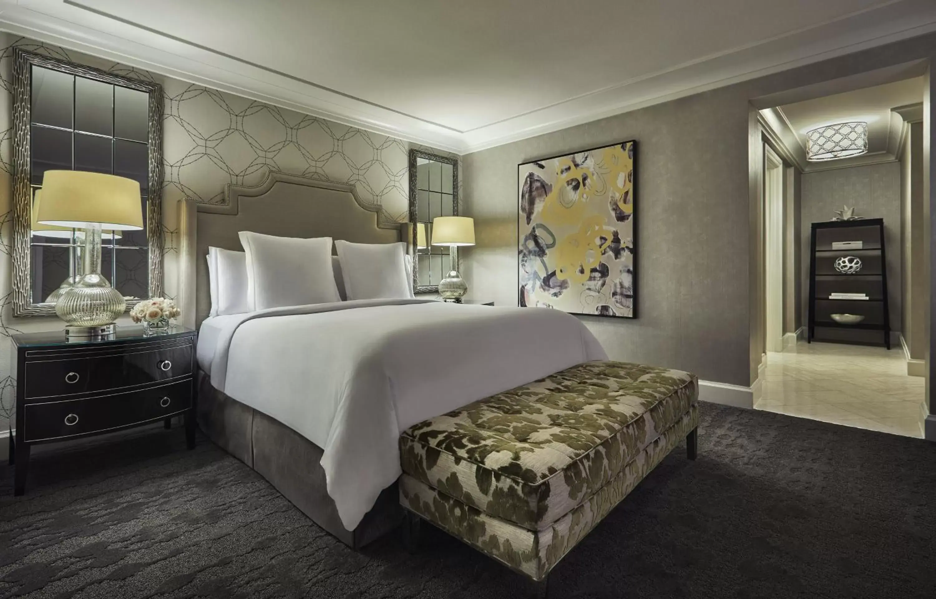 Bed in Four Seasons Hotel Las Vegas