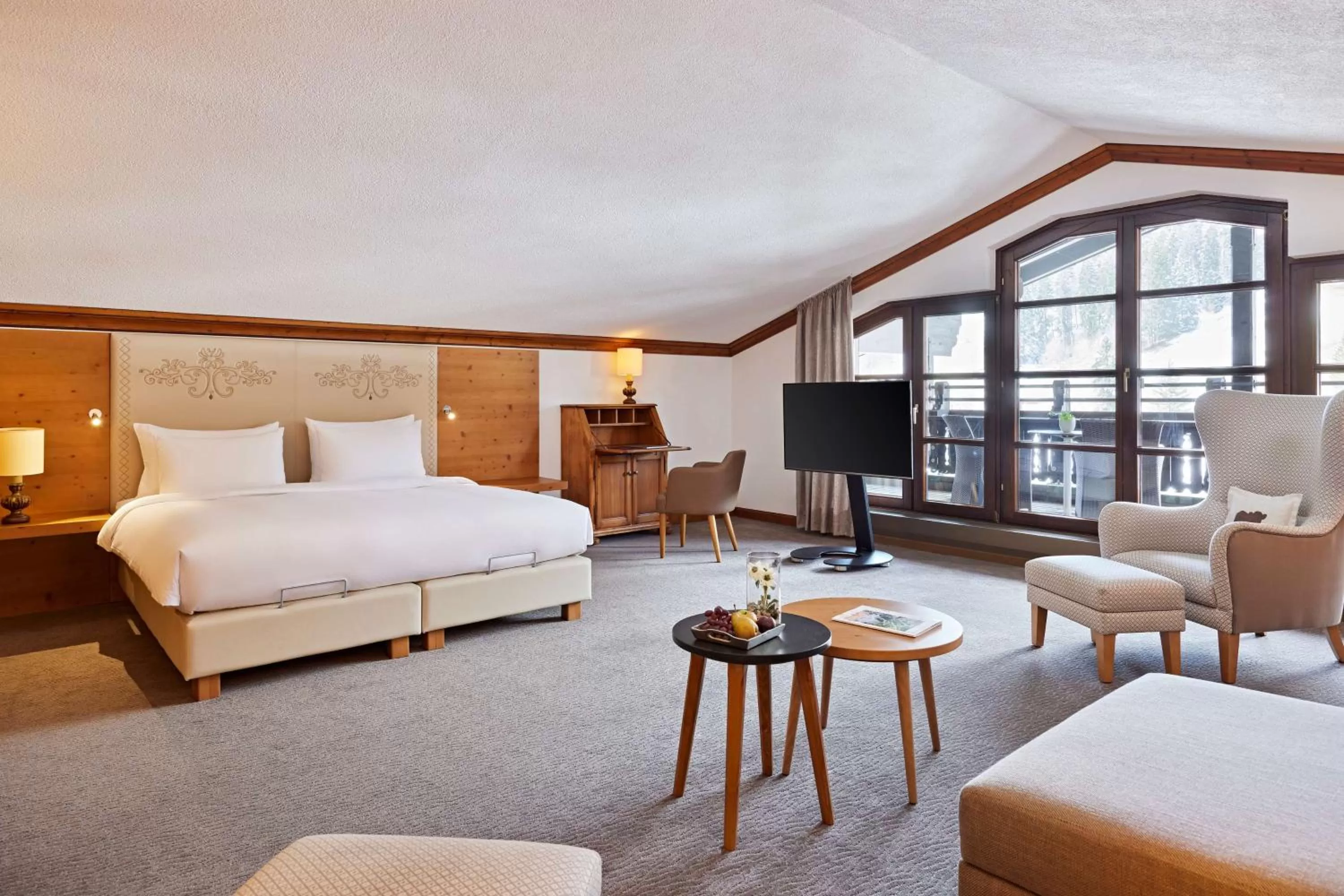 Photo of the whole room, Bed in Parkhotel Oberstaufen