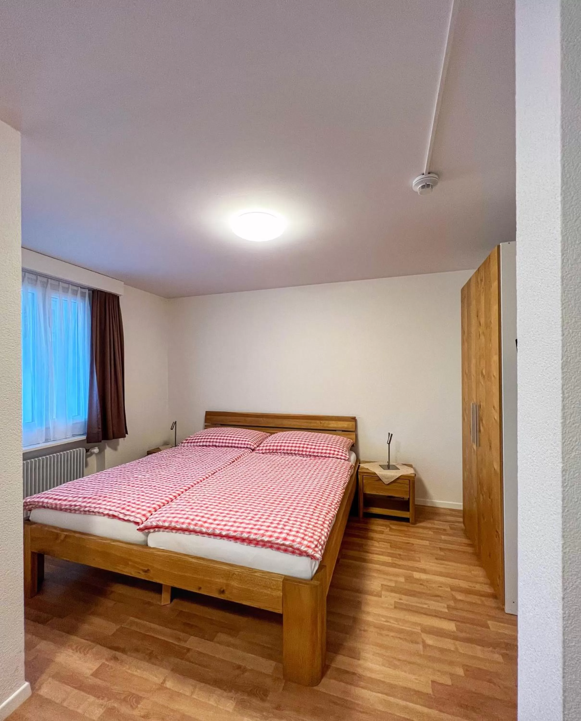 Photo of the whole room, Bed in Hotel Hecht