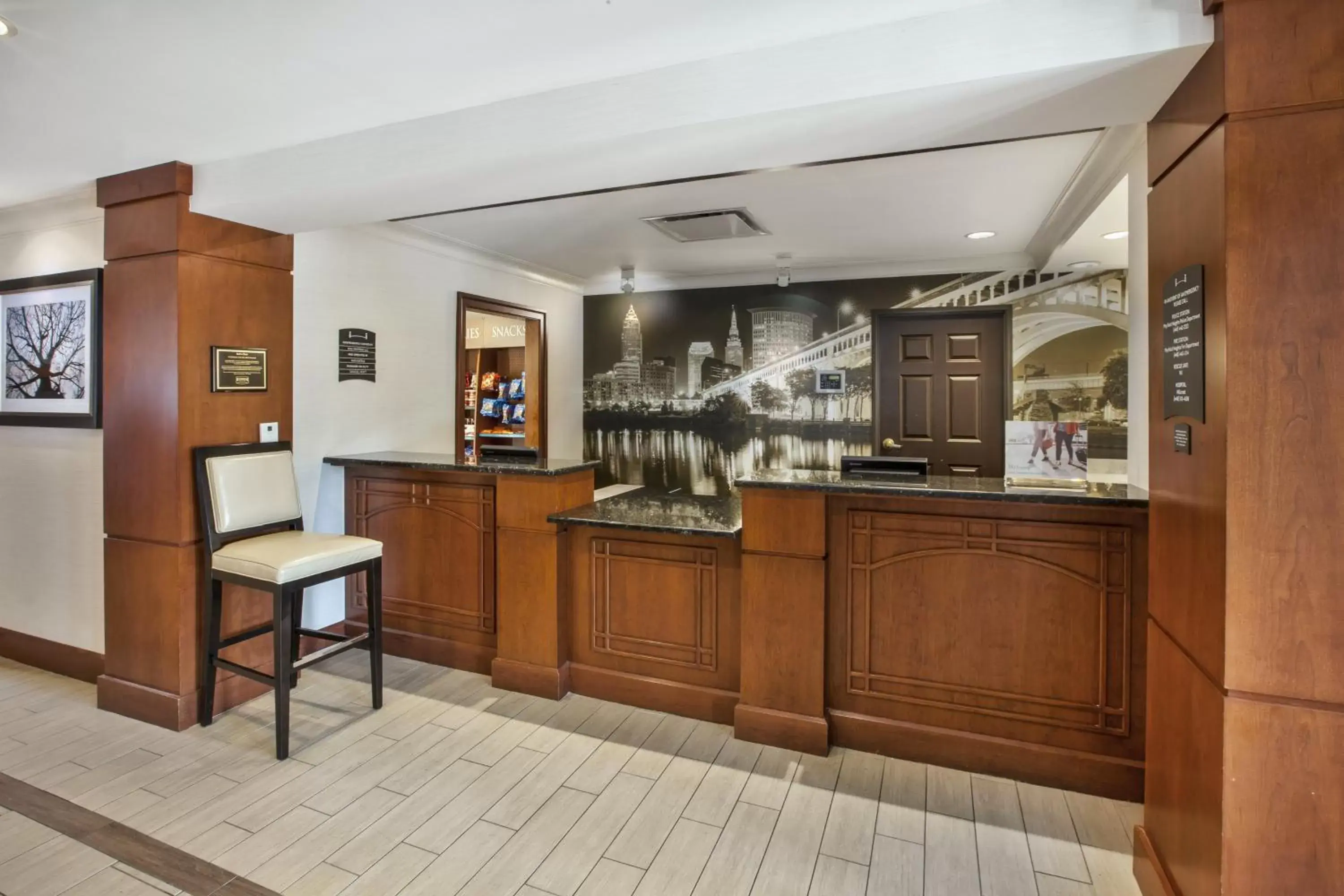 Property building, Lobby/Reception in Staybridge Suites Cleveland Mayfield Heights Beachwood, an IHG Hotel