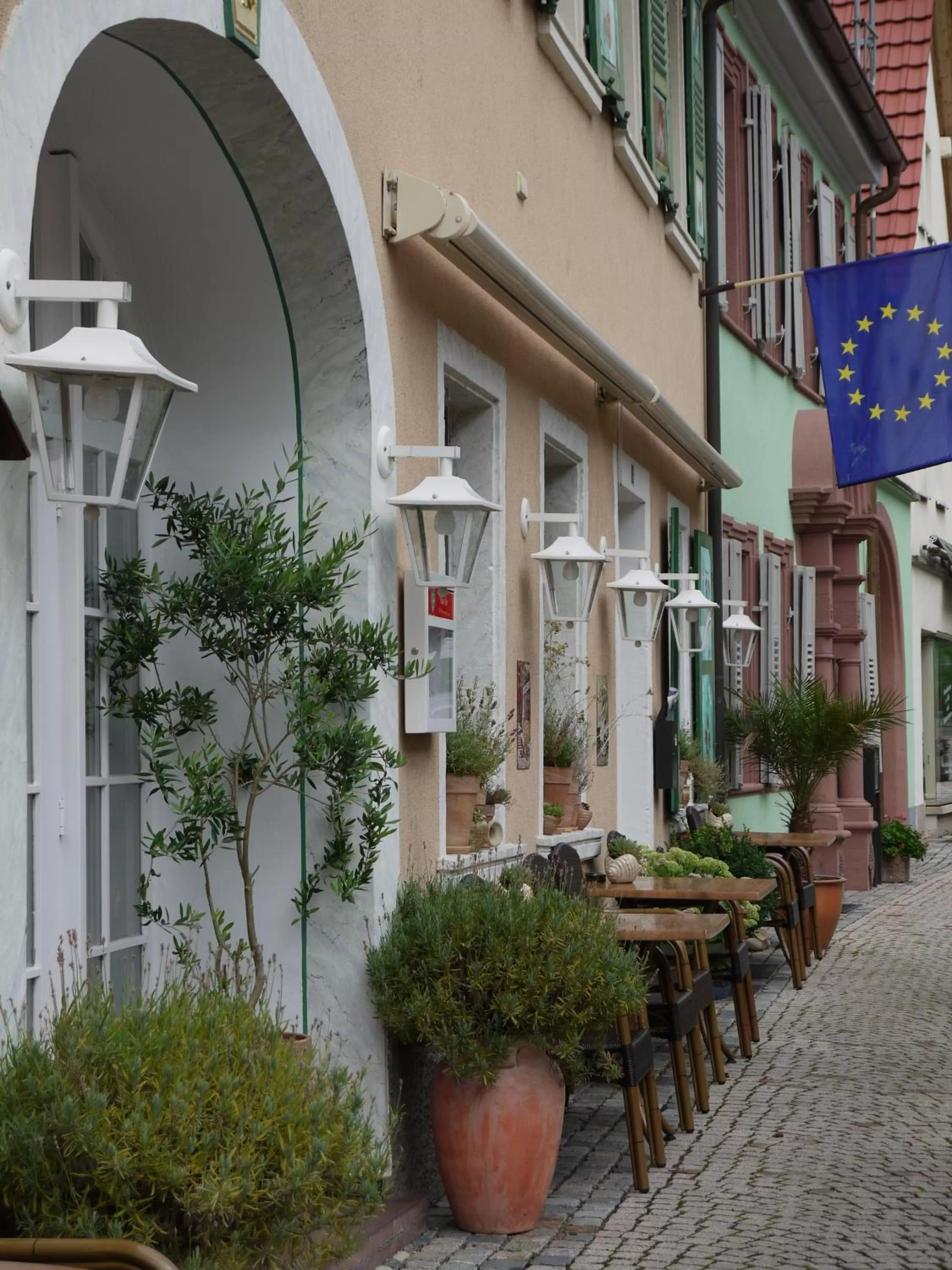 Facade/entrance in Hotel Engel