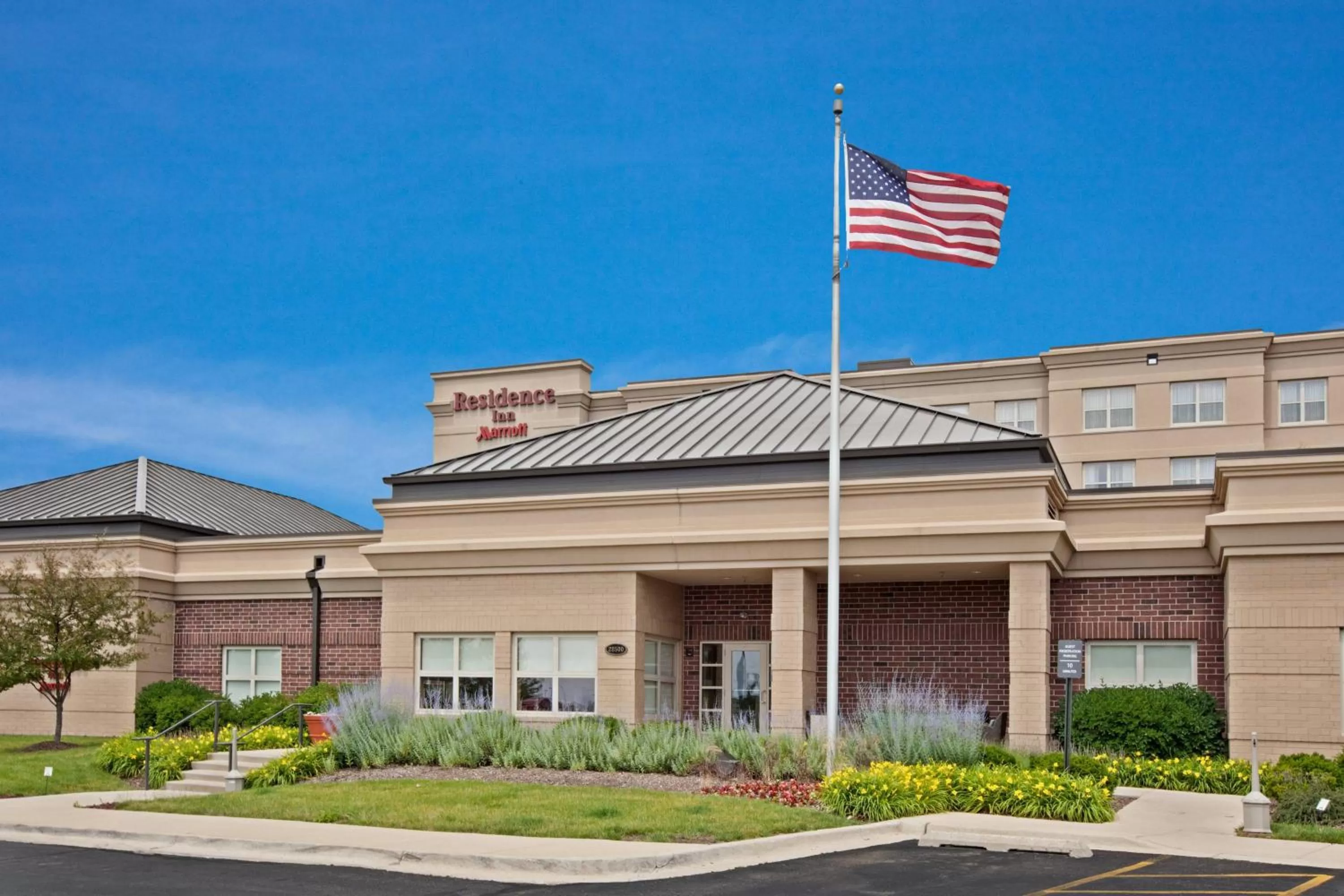Property building in Residence Inn by Marriott Chicago Naperville/Warrenville