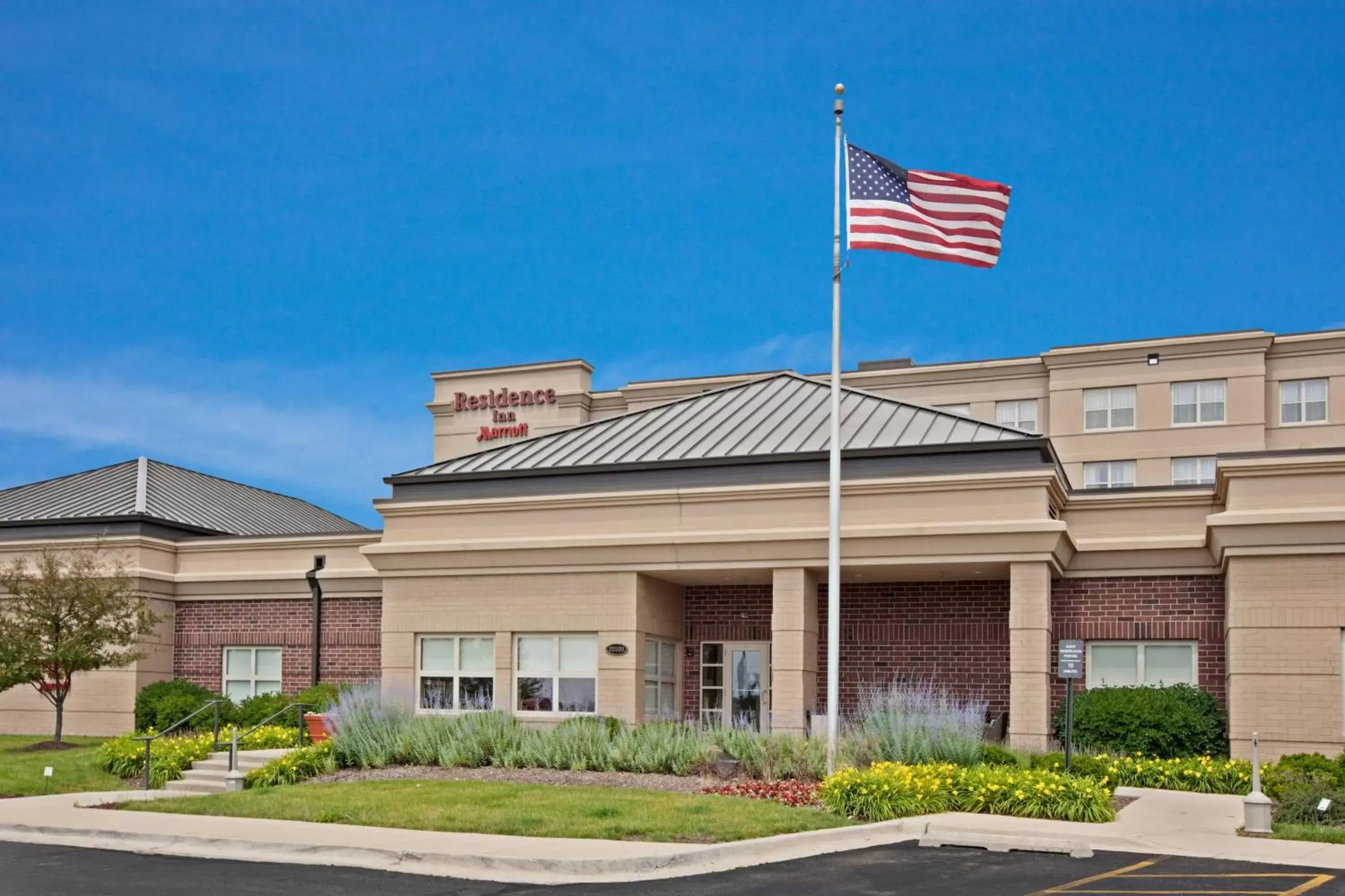 Property Building in Residence Inn by Marriott Chicago Naperville/Warrenville