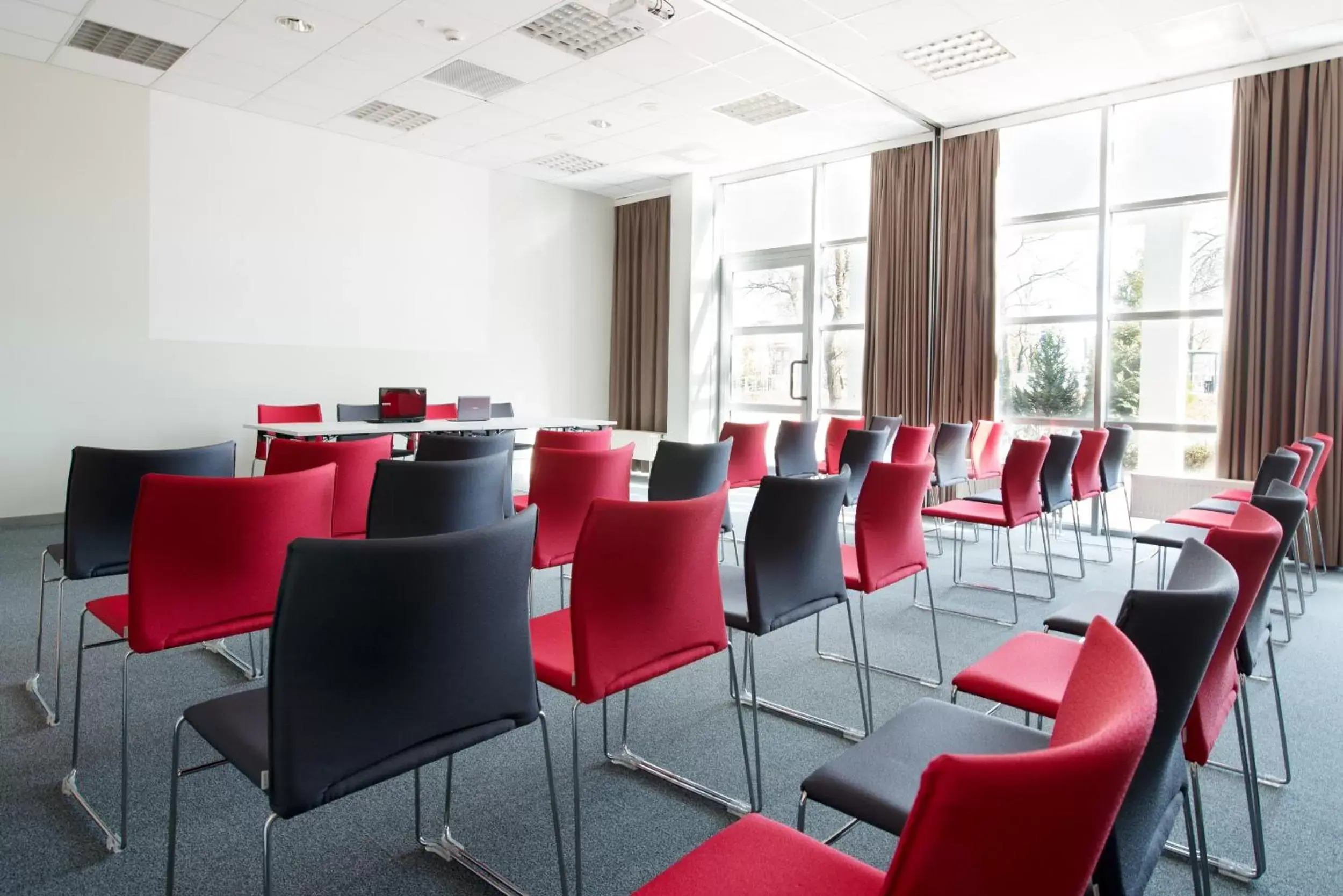 Meeting/conference room in Ibis Poznan Stare Miasto