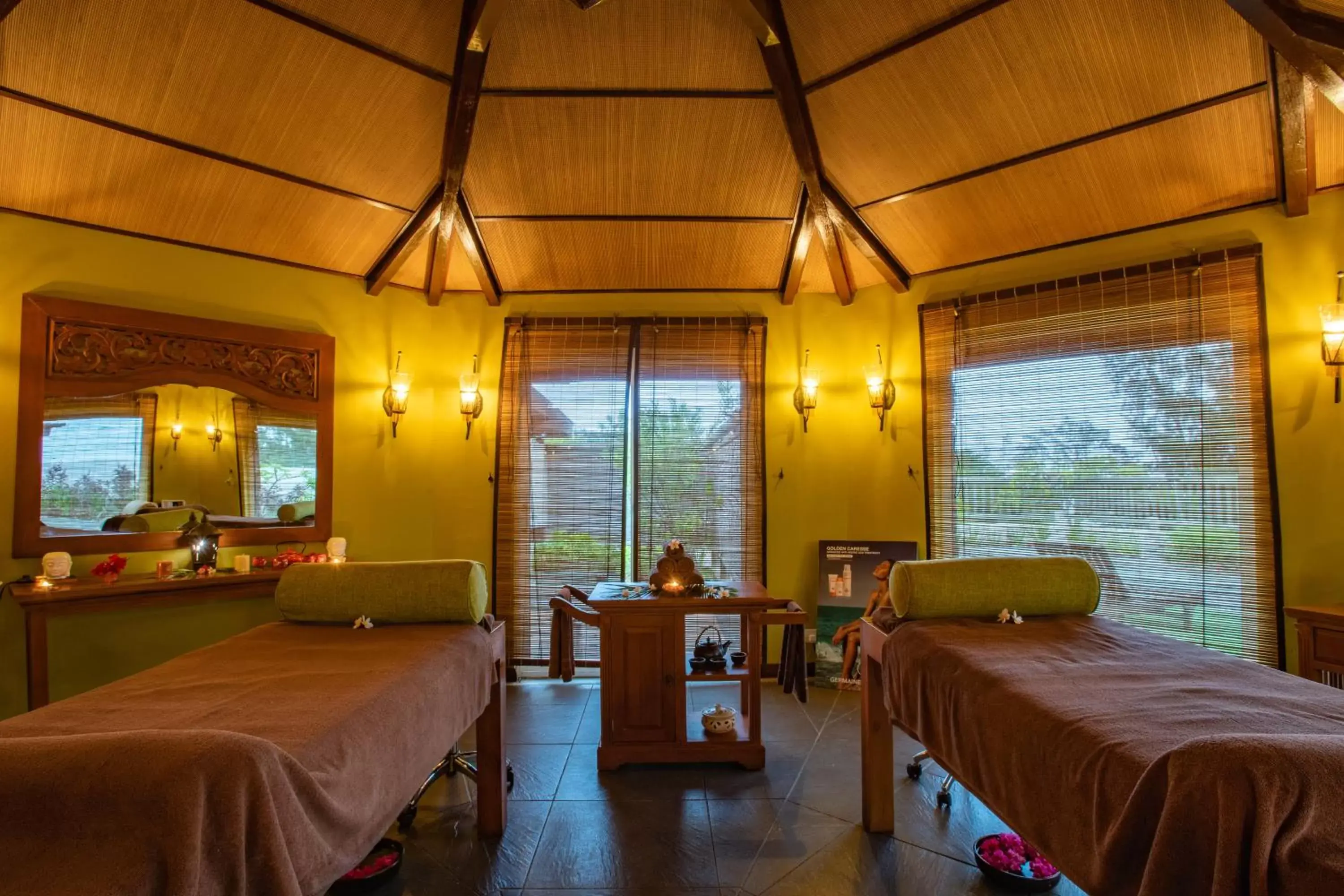 Massage, Bed in Aanari Hotel & Spa- Mauritius Massage, Bed in Aanari Hotel & Spa- Mauritius