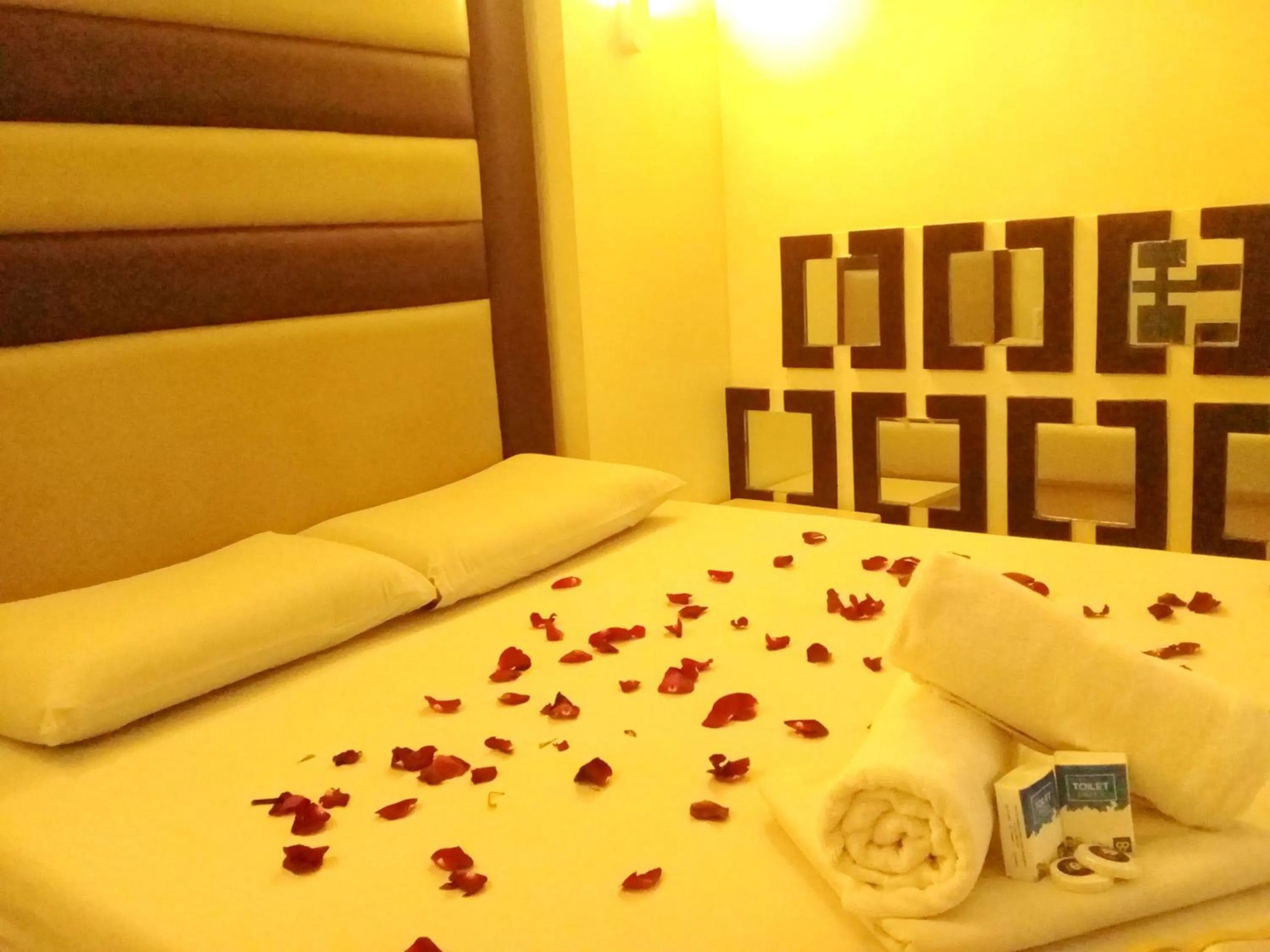 Bed in Hotel 99 Monumento