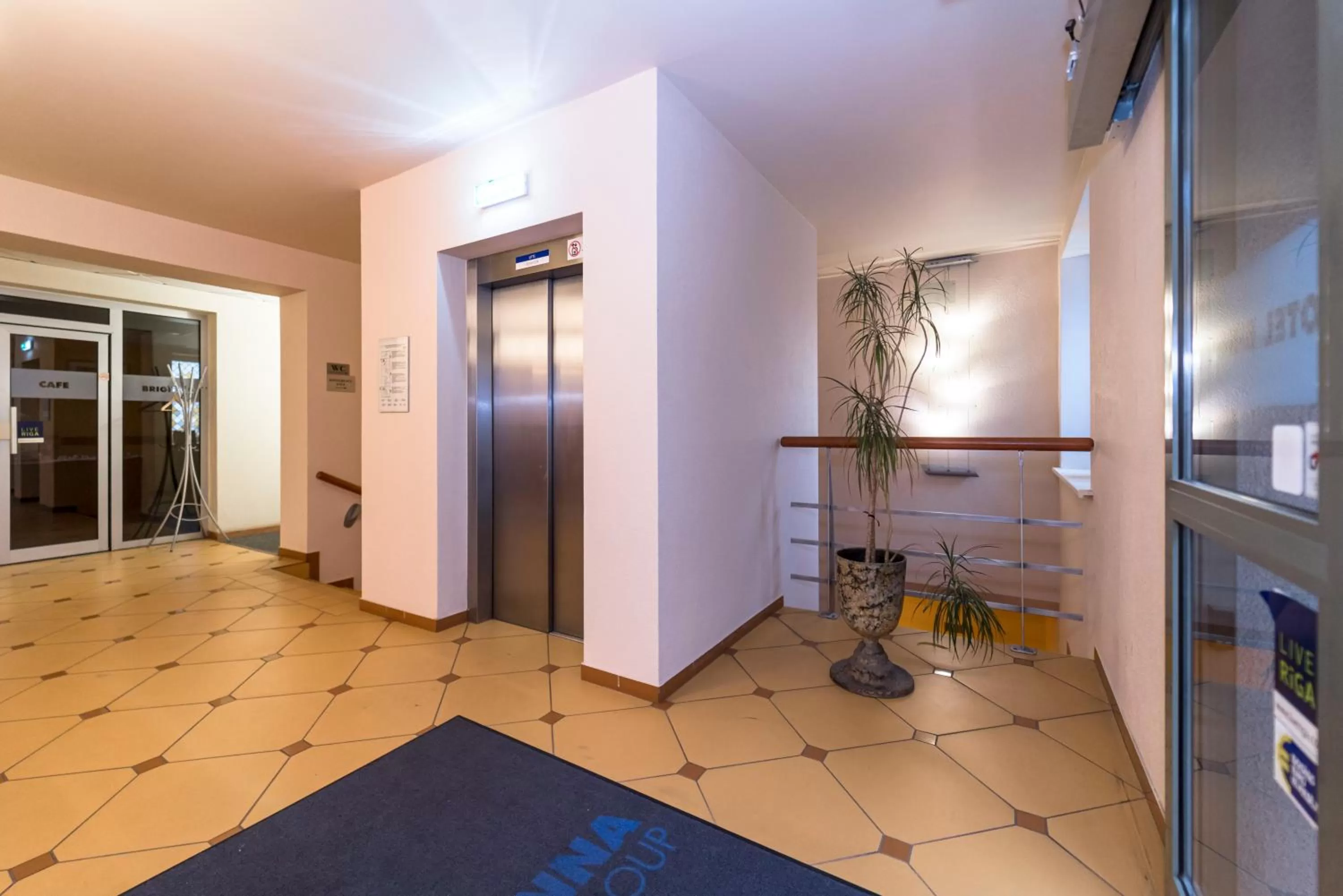 Lobby or reception in Kolonna Hotel Brigita