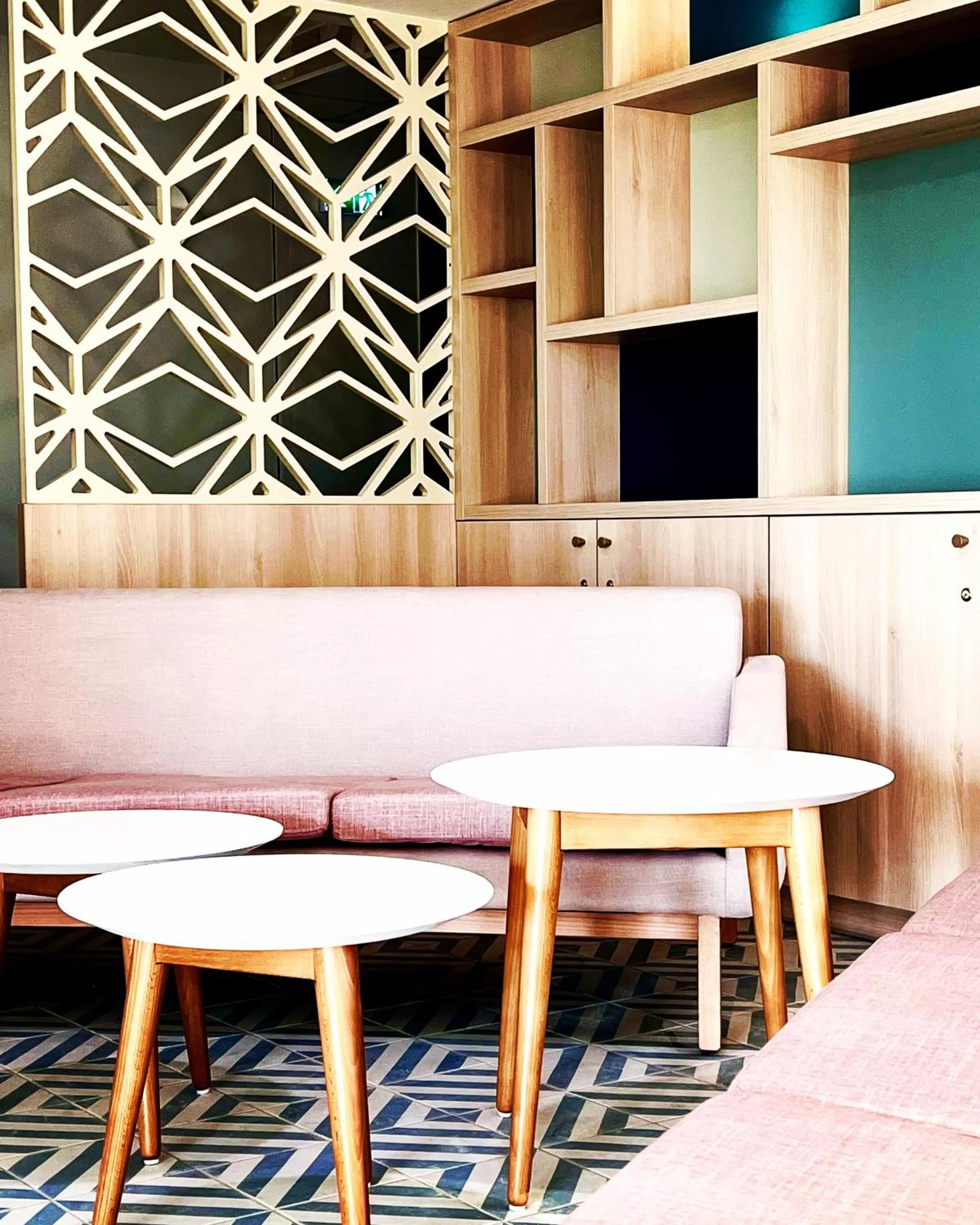 Communal lounge/ TV room in The Originals City, Hôtel Le Puech, Narbonne