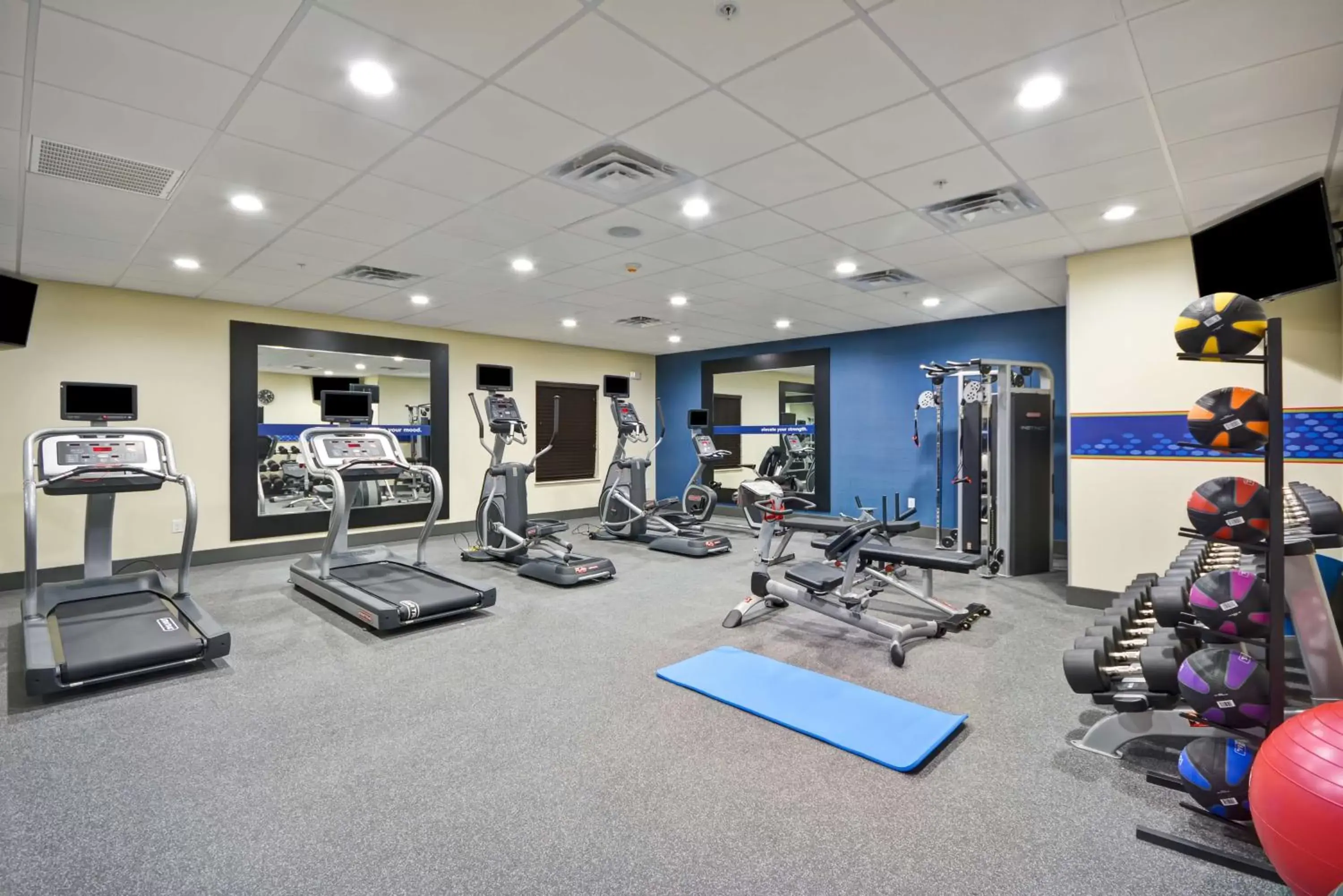 Fitness centre/facilities, Fitness Center/Facilities in Hampton Inn Kyle
