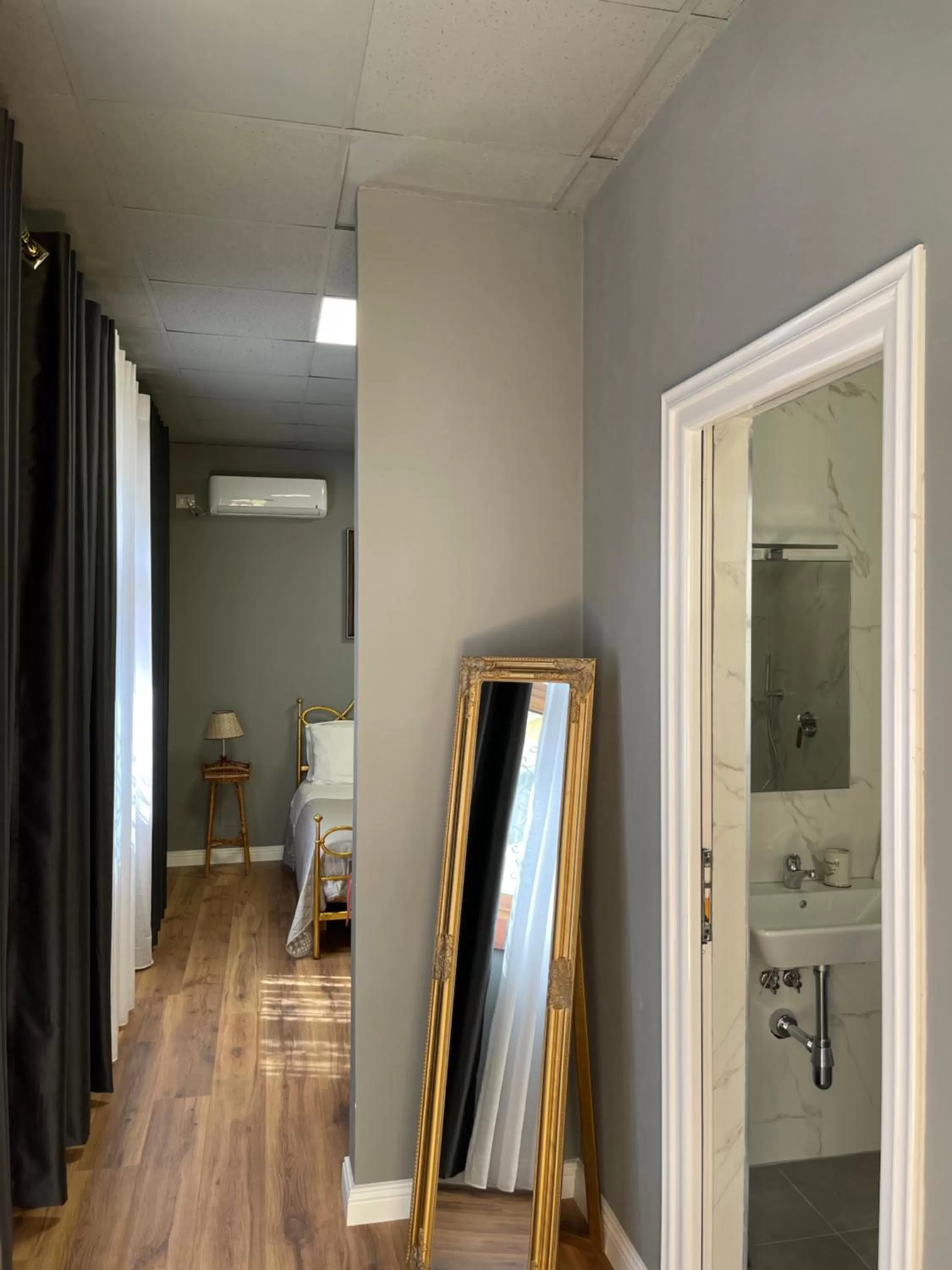 Bathroom in HOTEL VILA 15 - CENTER