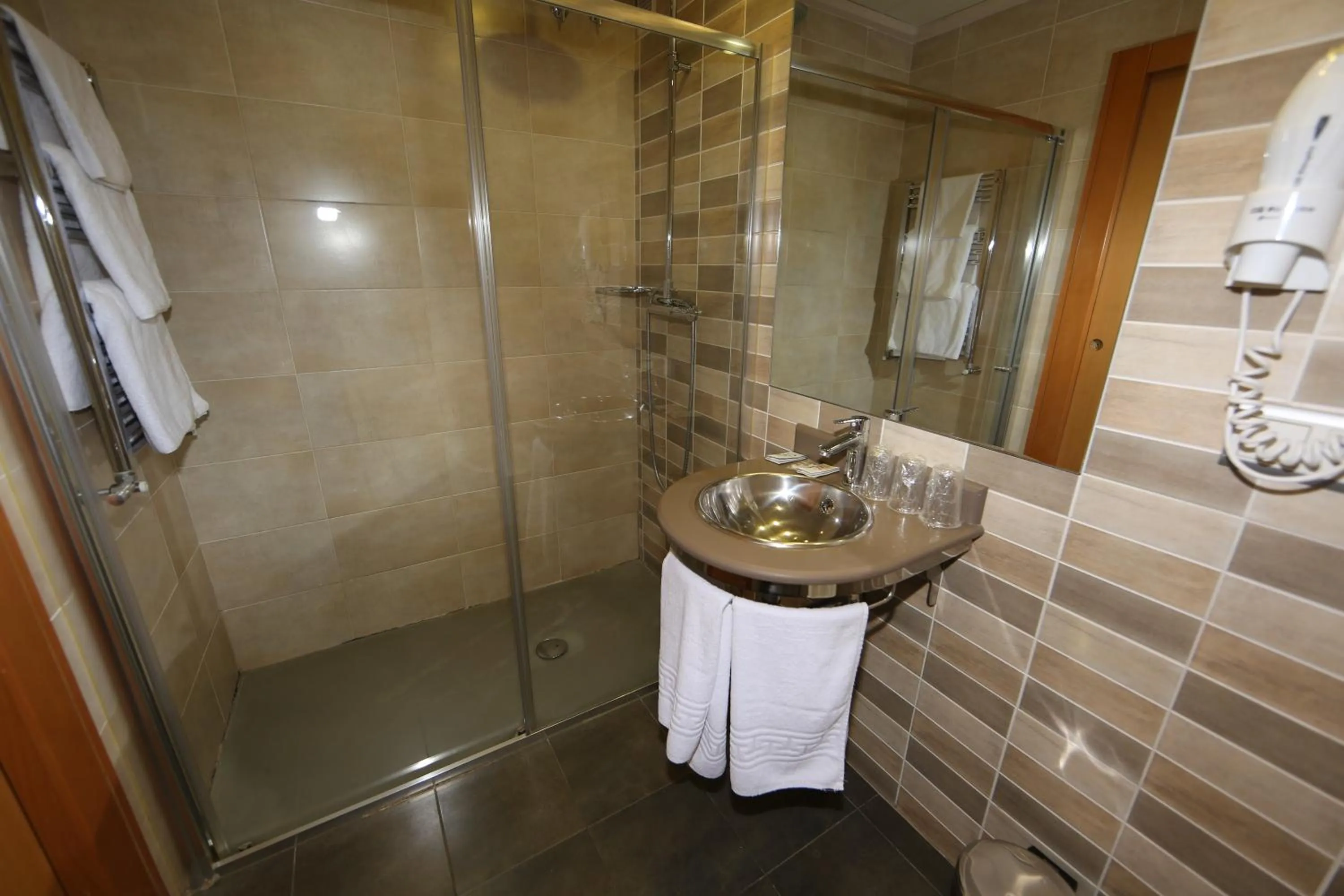 Bathroom in Hotel Universidad