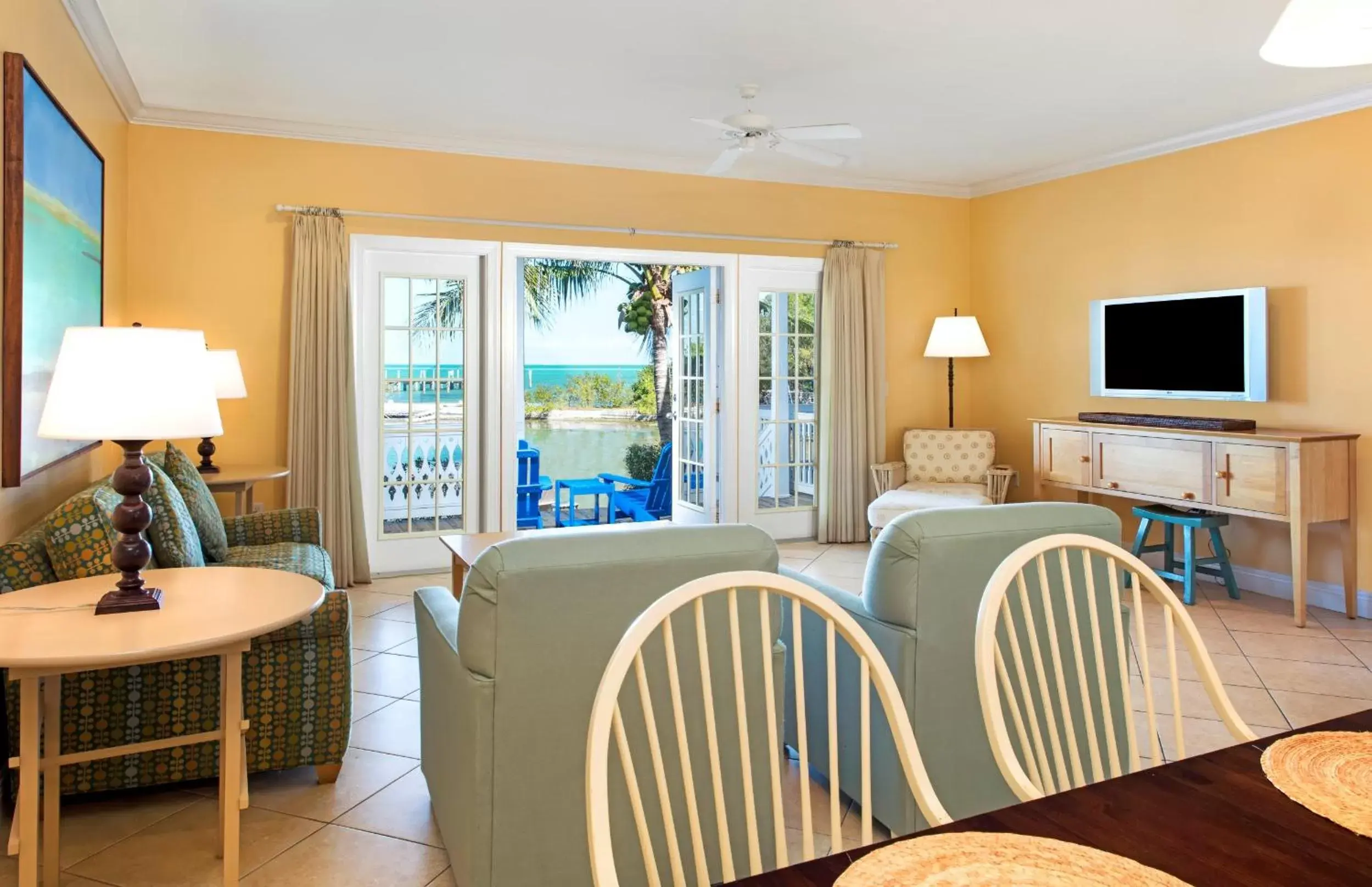 Living room in Tranquility Bay Resort