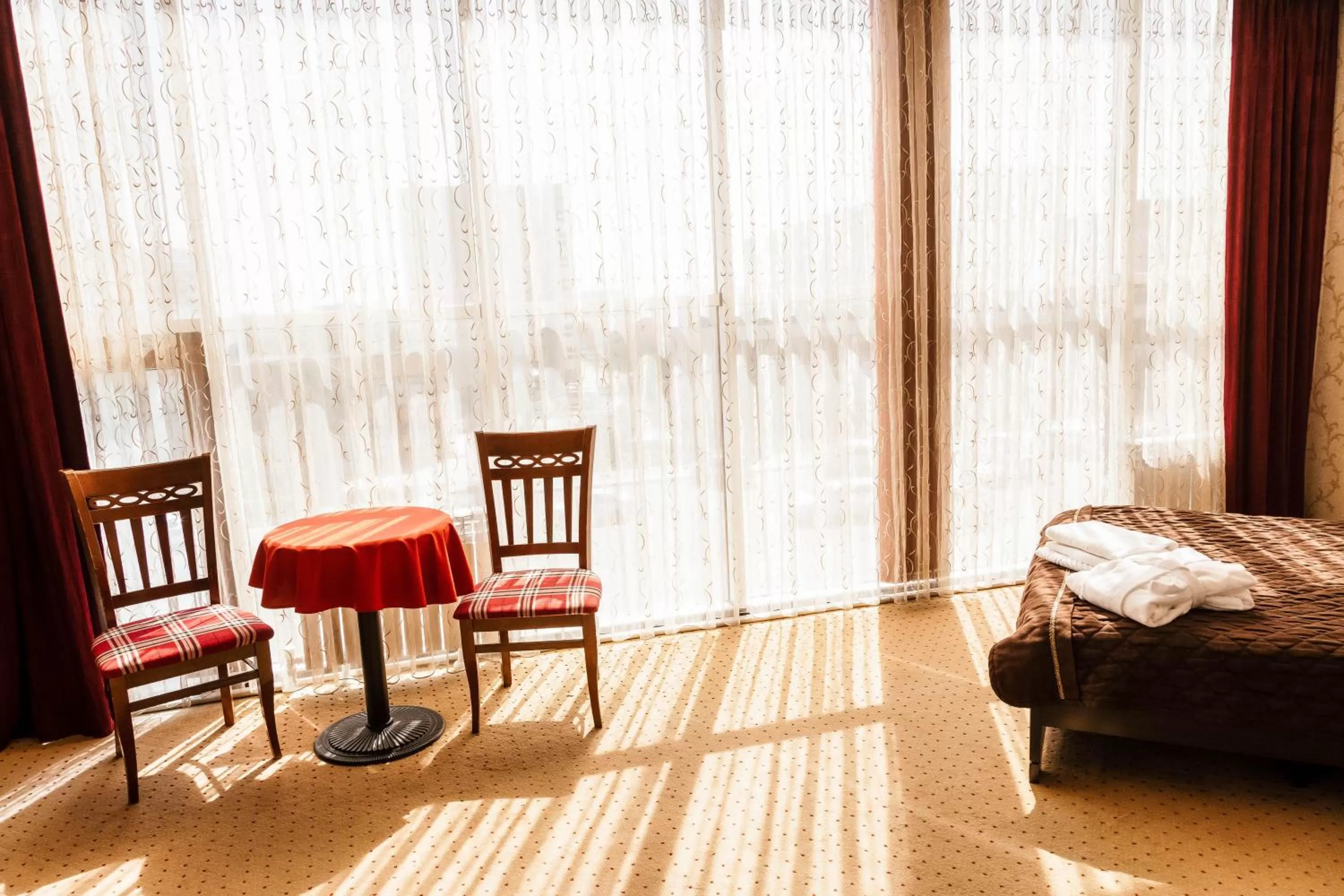 Bed in Golden Palace