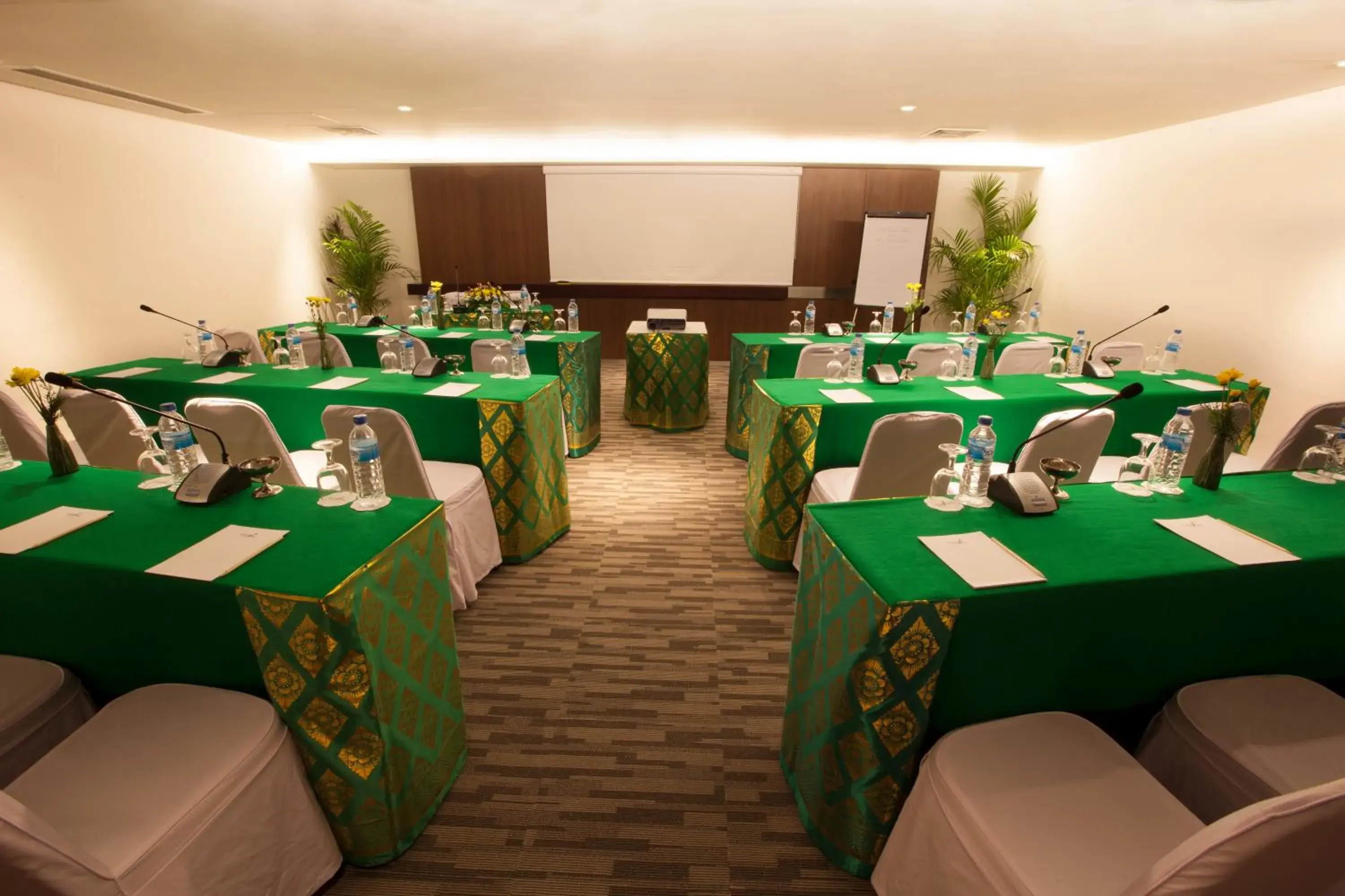 Business facilities in Bintang Kuta Hotel