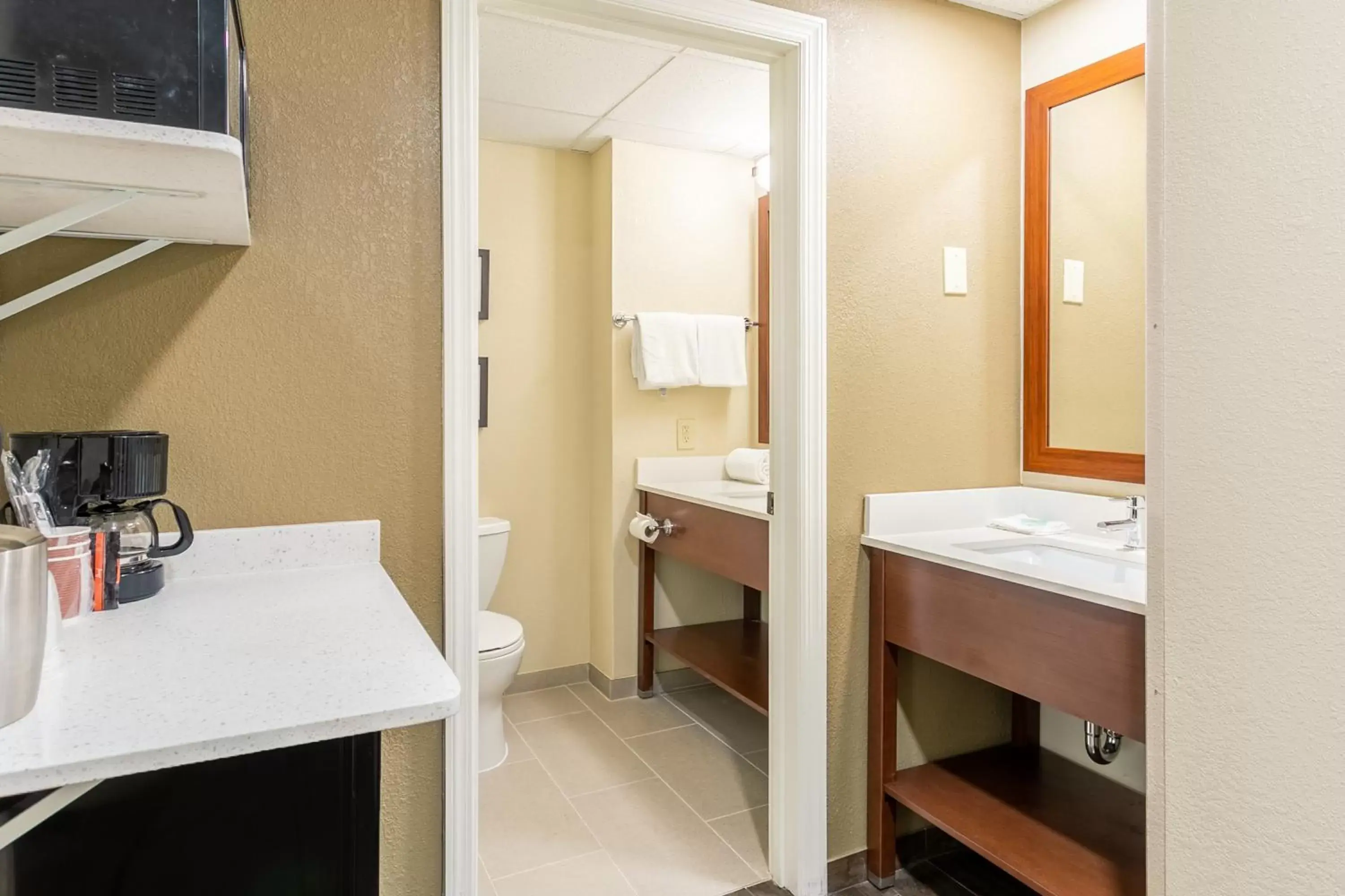 Bathroom in Aspire Hotel and Suites