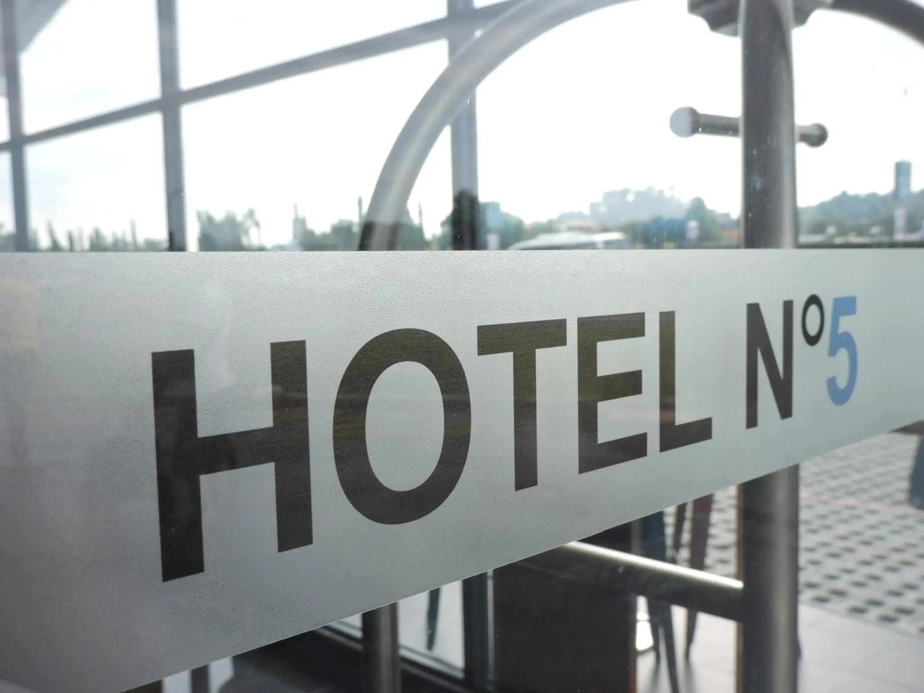 Property building in Hotel N°5 Property building in Hotel N°5