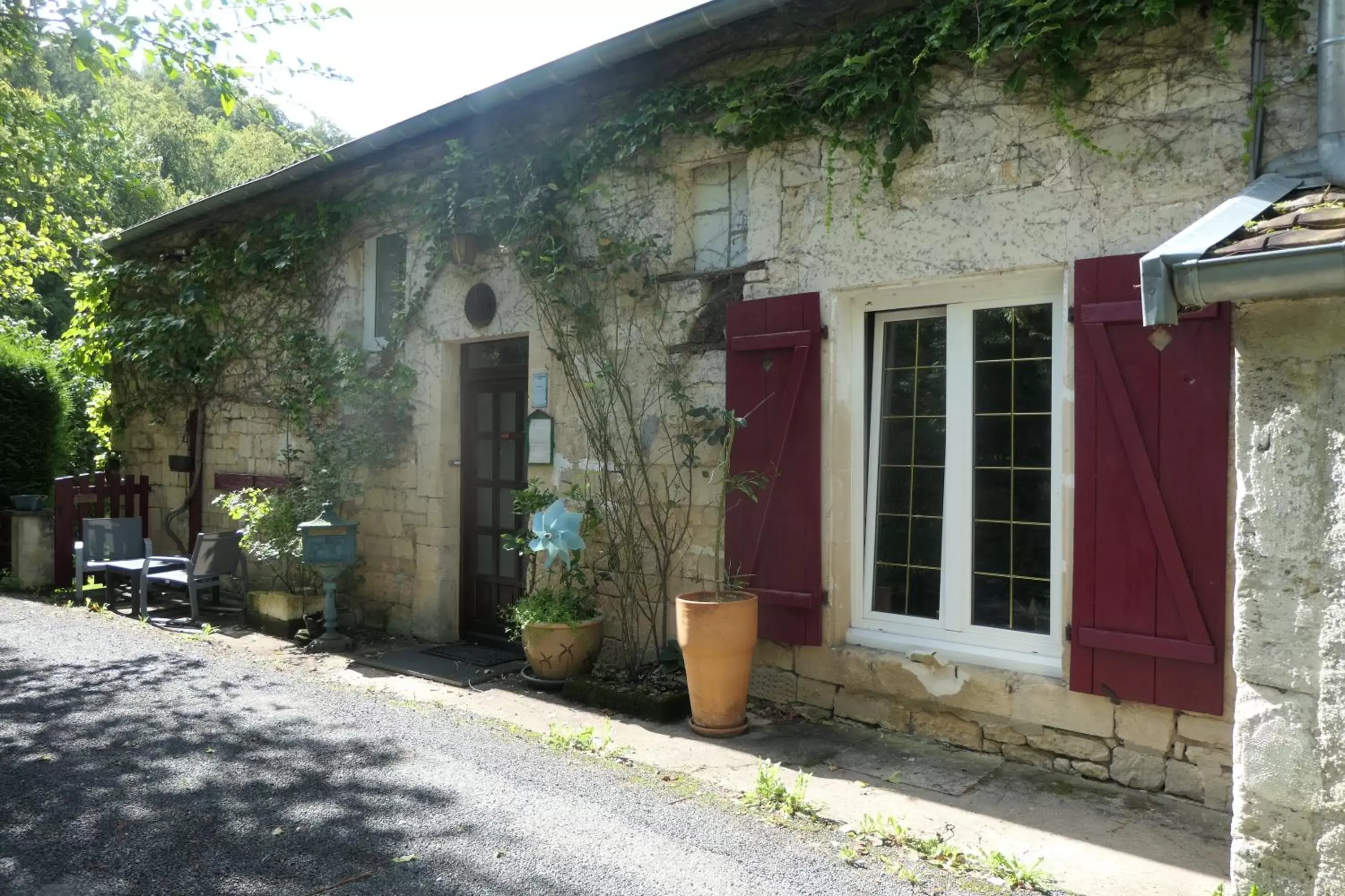 Facade/entrance, Property Building in Le Moulin Aux Ecrevisses