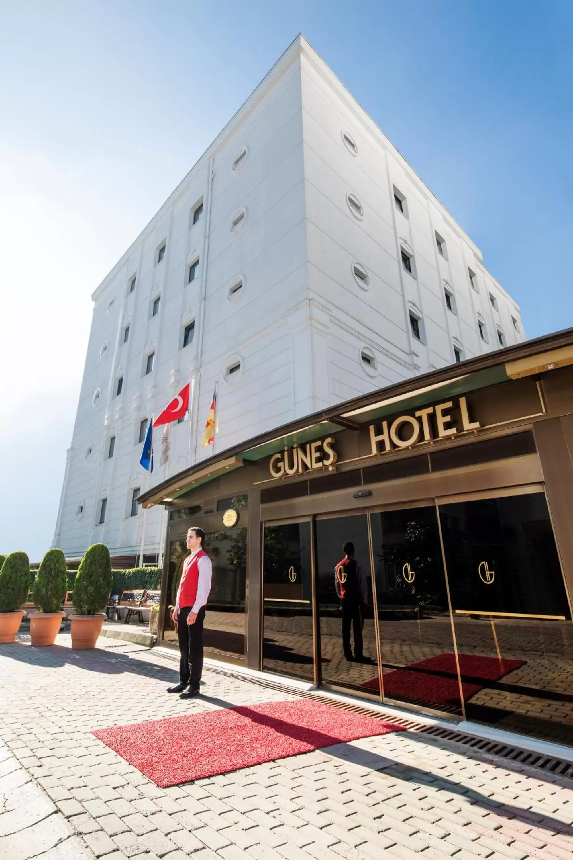 Facade/entrance in Güneş Hotel Merter