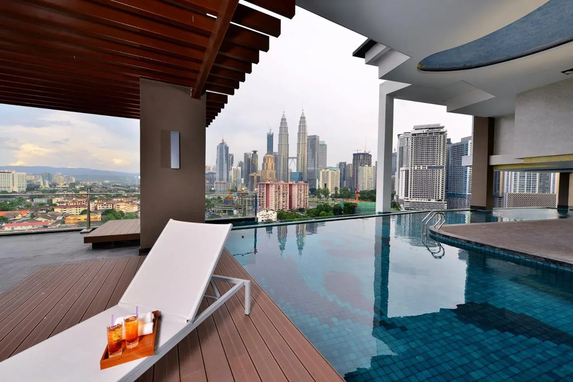 , Swimming Pool in Tamu Hotel & Suites Kuala Lumpur